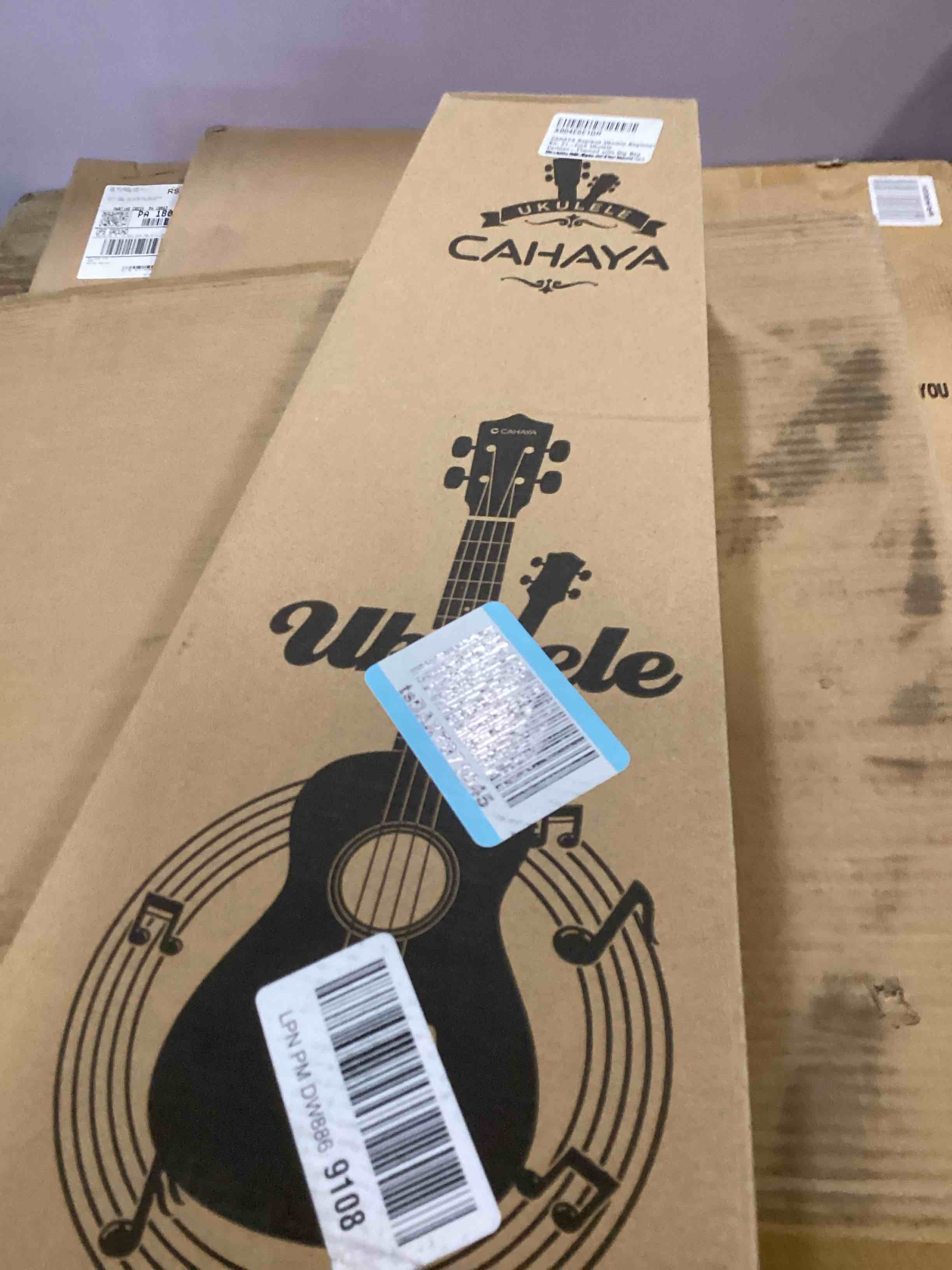 https://s3.amazonaws.com/lotting-images-prod/bidfta/PPE1296356_1746469612281.jpeg