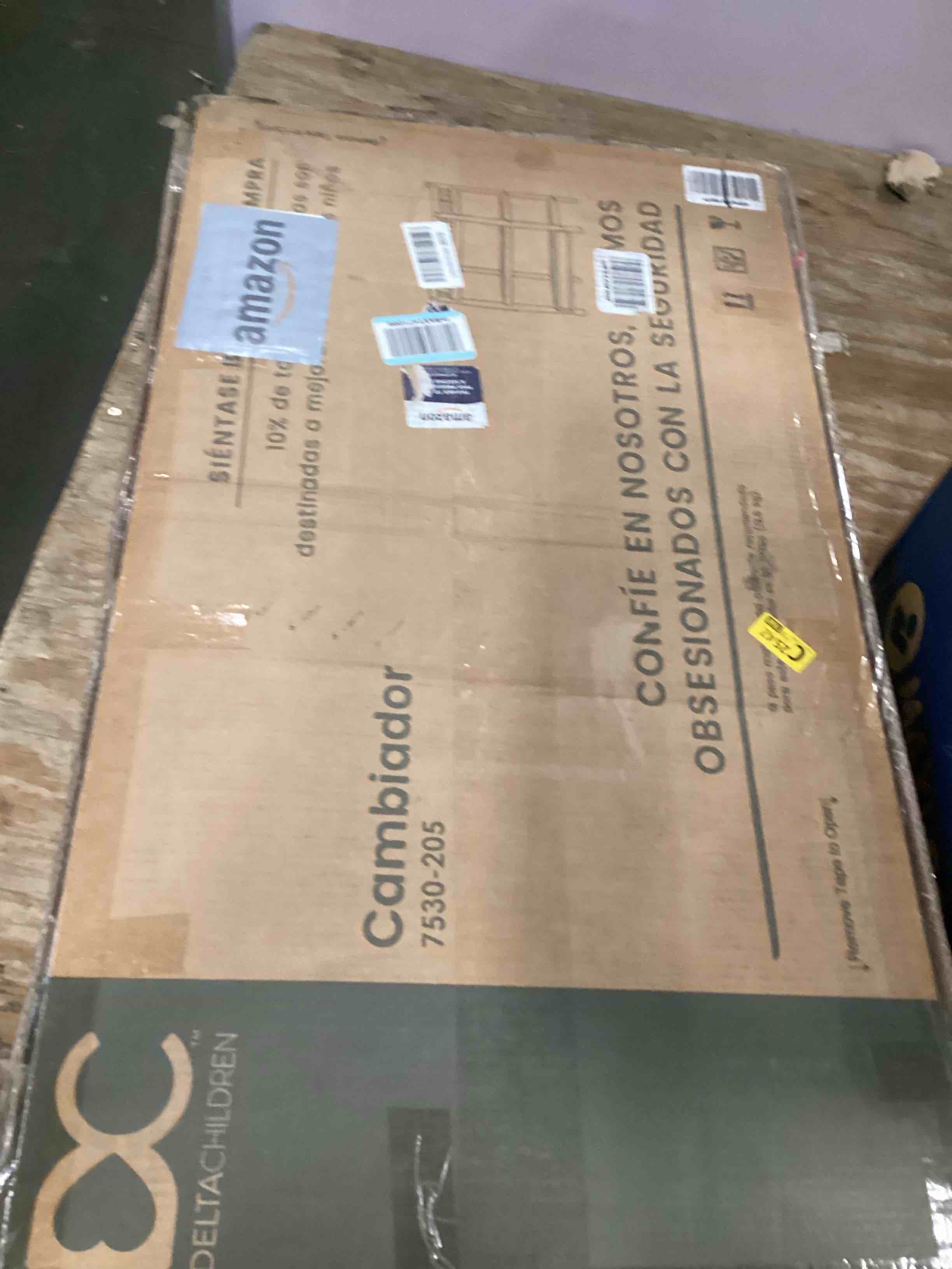 https://s3.amazonaws.com/lotting-images-prod/bidfta/PPE1296439_1746536995576.jpeg