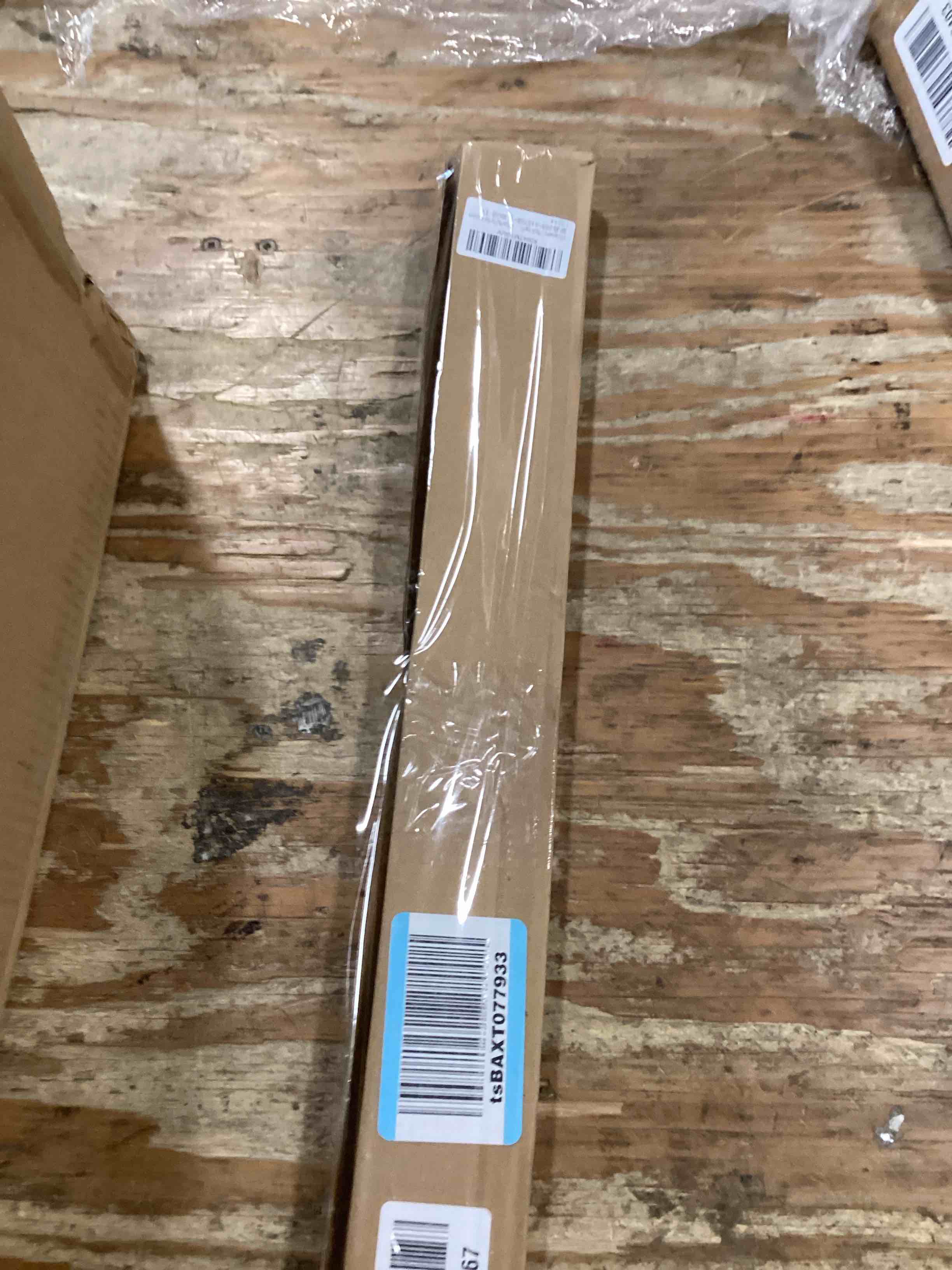 https://s3.amazonaws.com/lotting-images-prod/bidfta/PPE1296557_1746555342367.jpeg