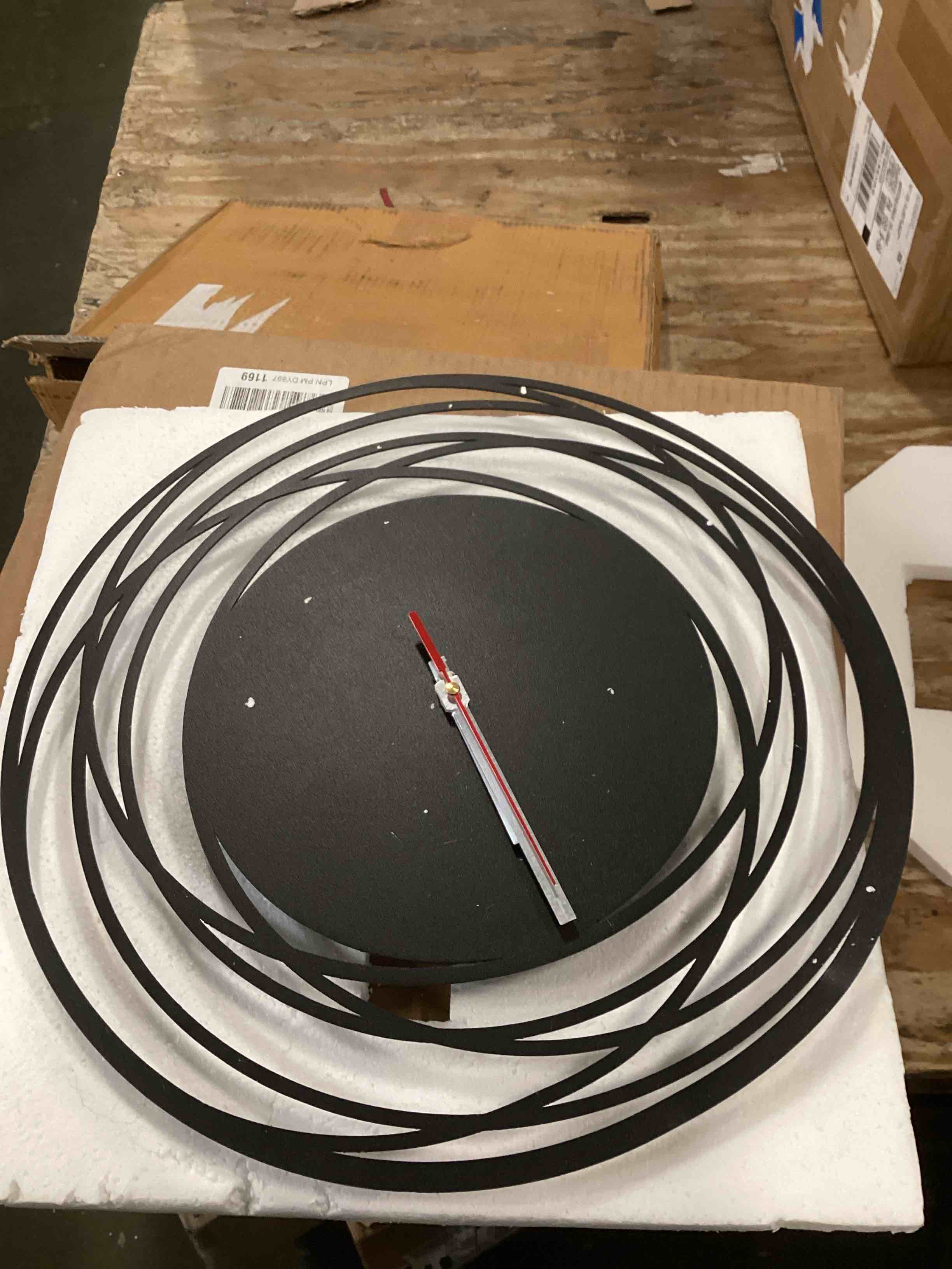 https://s3.amazonaws.com/lotting-images-prod/bidfta/PPE1296710_1746628605996.jpeg