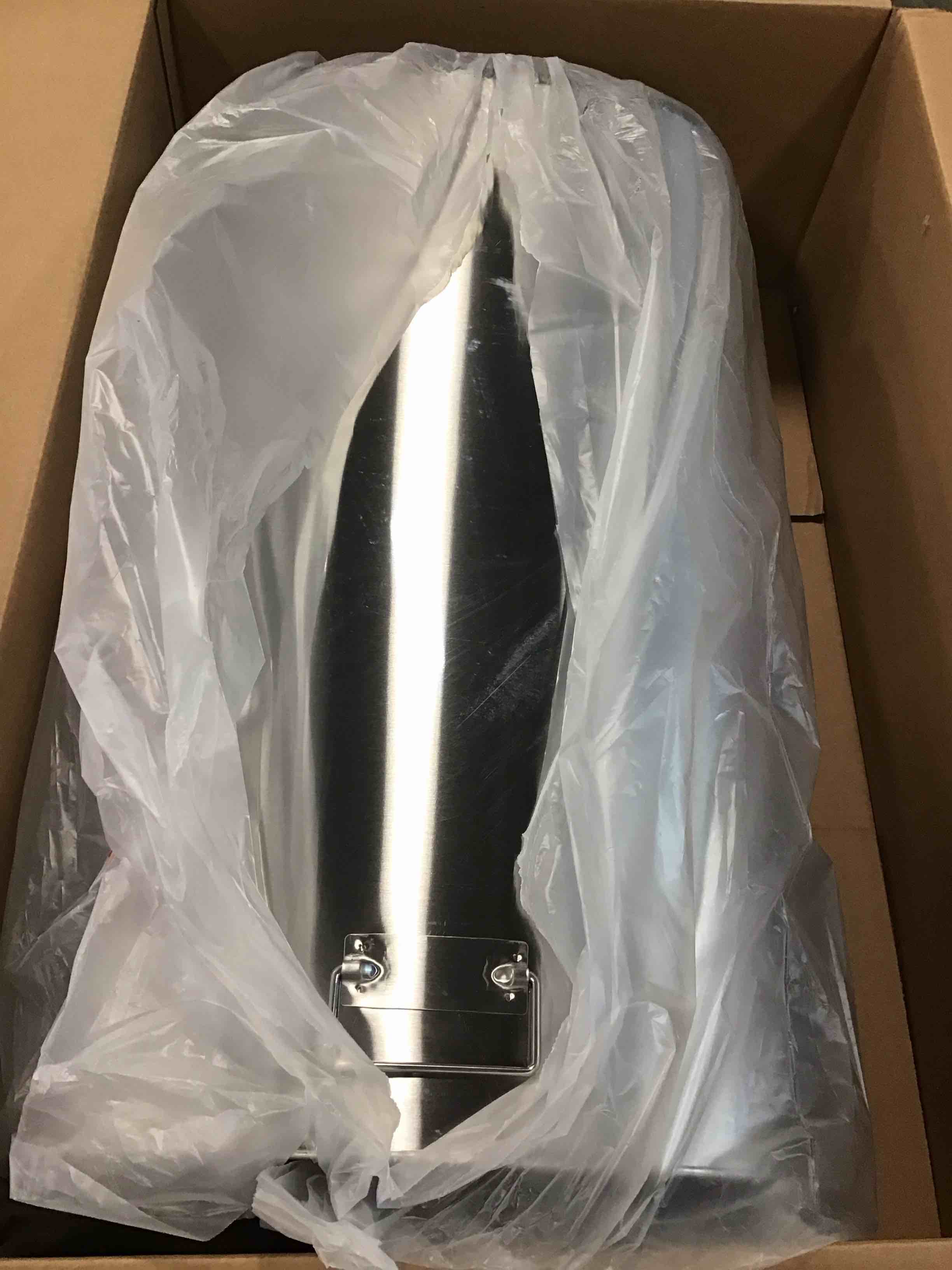 https://s3.amazonaws.com/lotting-images-prod/bidfta/PPE1297085_1744748084193.jpeg