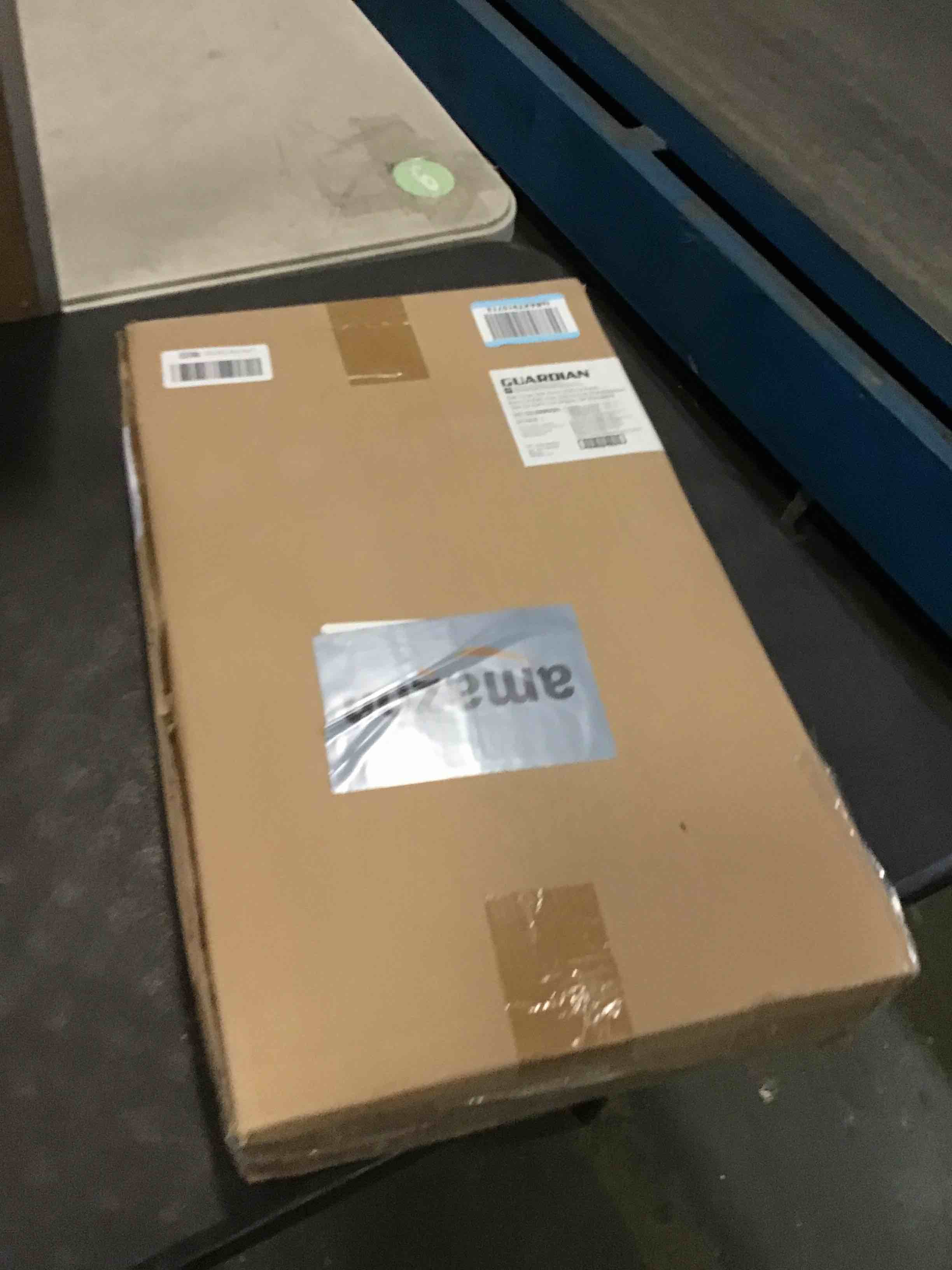 https://s3.amazonaws.com/lotting-images-prod/bidfta/PPE1297322_1744981118424.jpeg