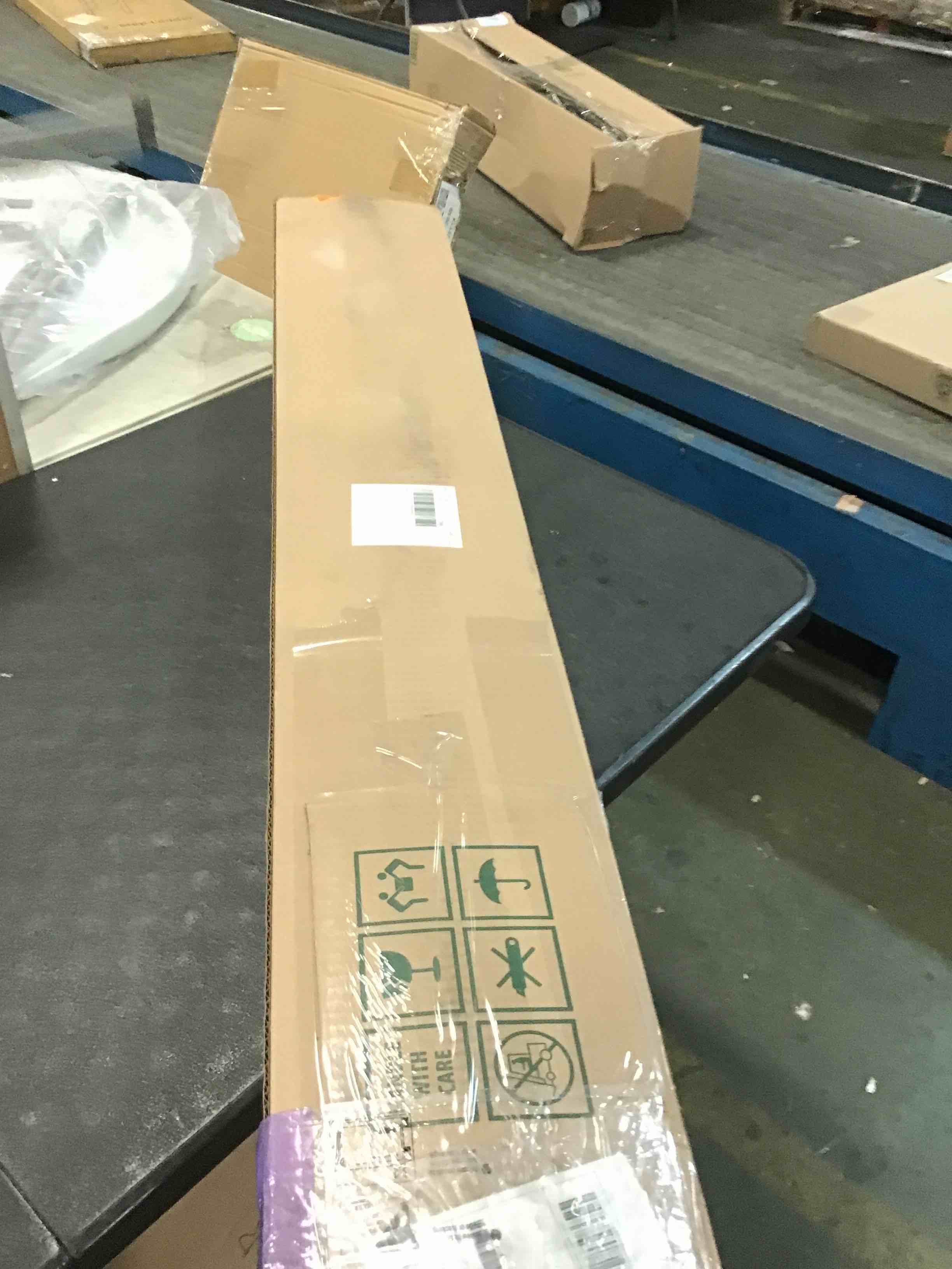 https://s3.amazonaws.com/lotting-images-prod/bidfta/PPE1297625_1745245497659.jpeg