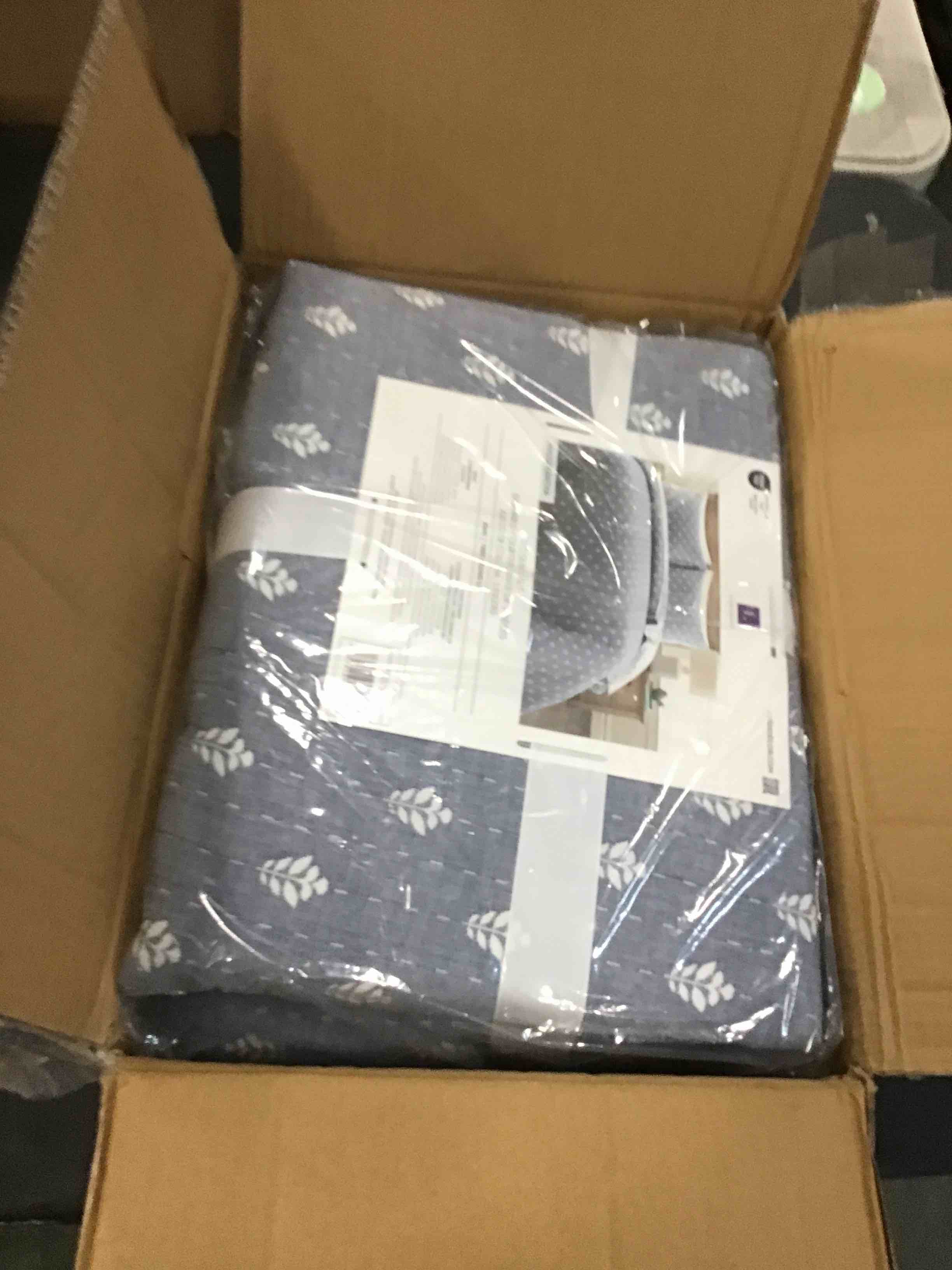 https://s3.amazonaws.com/lotting-images-prod/bidfta/PPE1297626_1745245555296.jpeg