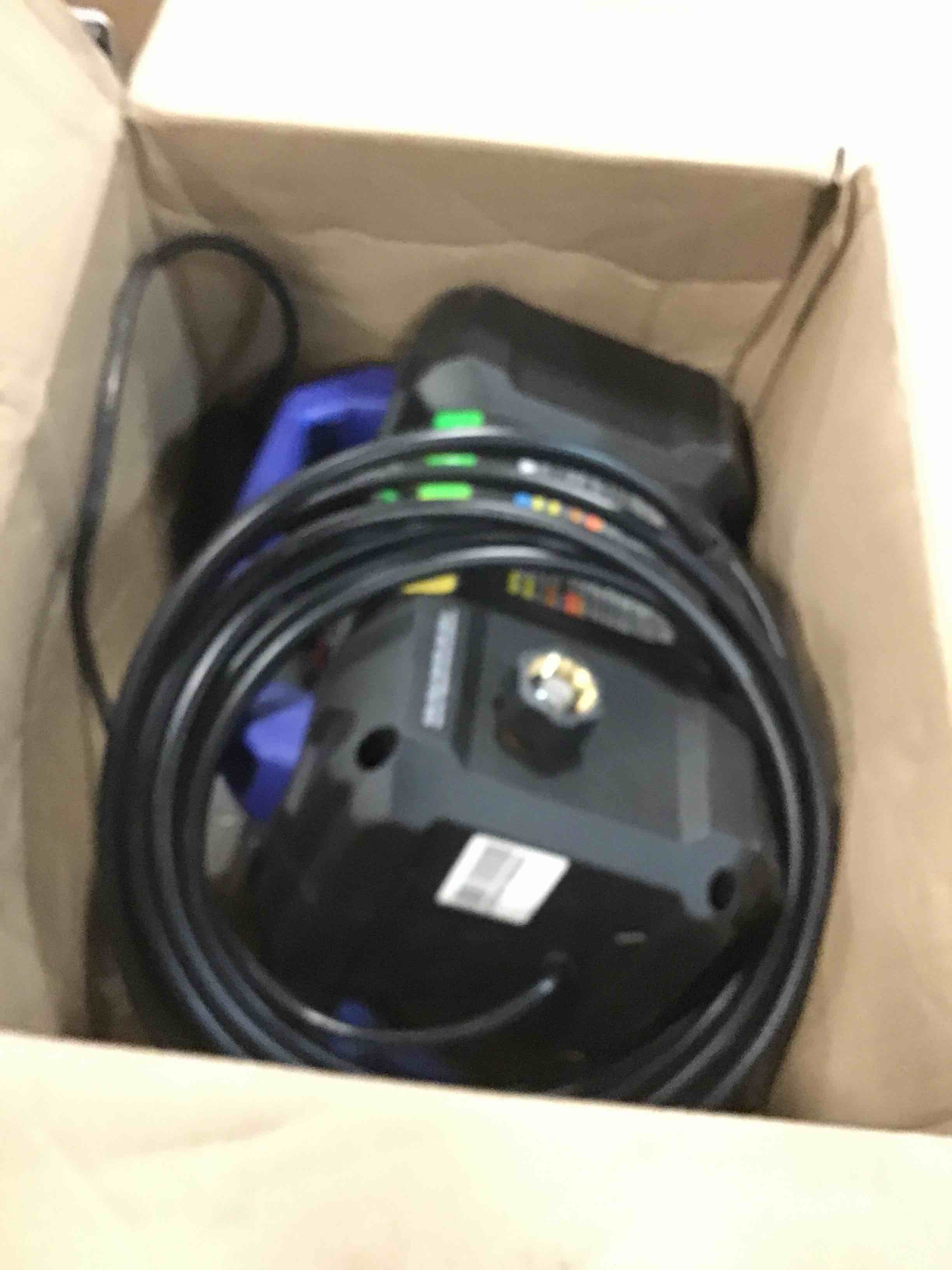 https://s3.amazonaws.com/lotting-images-prod/bidfta/PPE1297670_1745250372152.jpeg