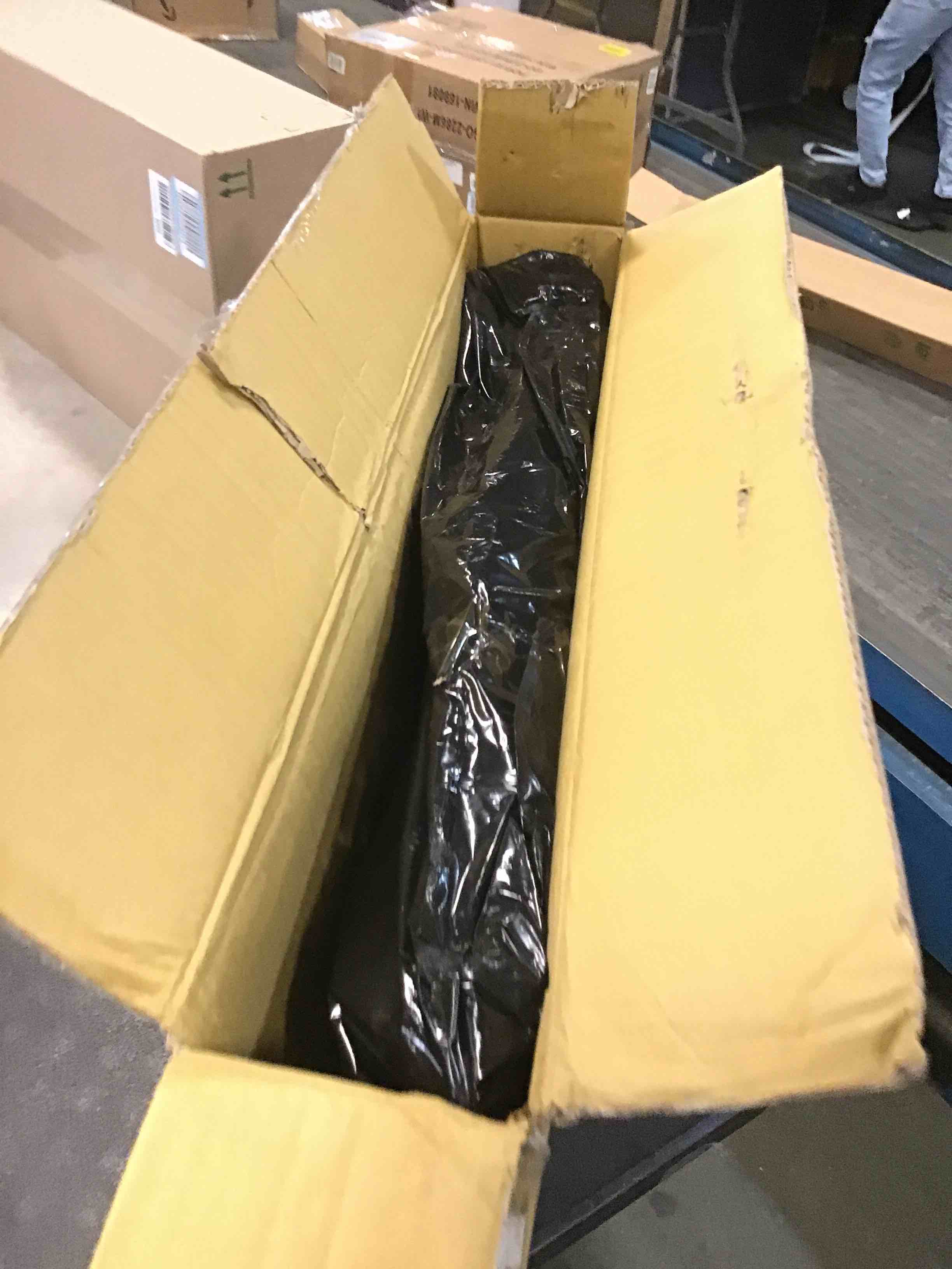 https://s3.amazonaws.com/lotting-images-prod/bidfta/PPE1297673_1745250654785.jpeg