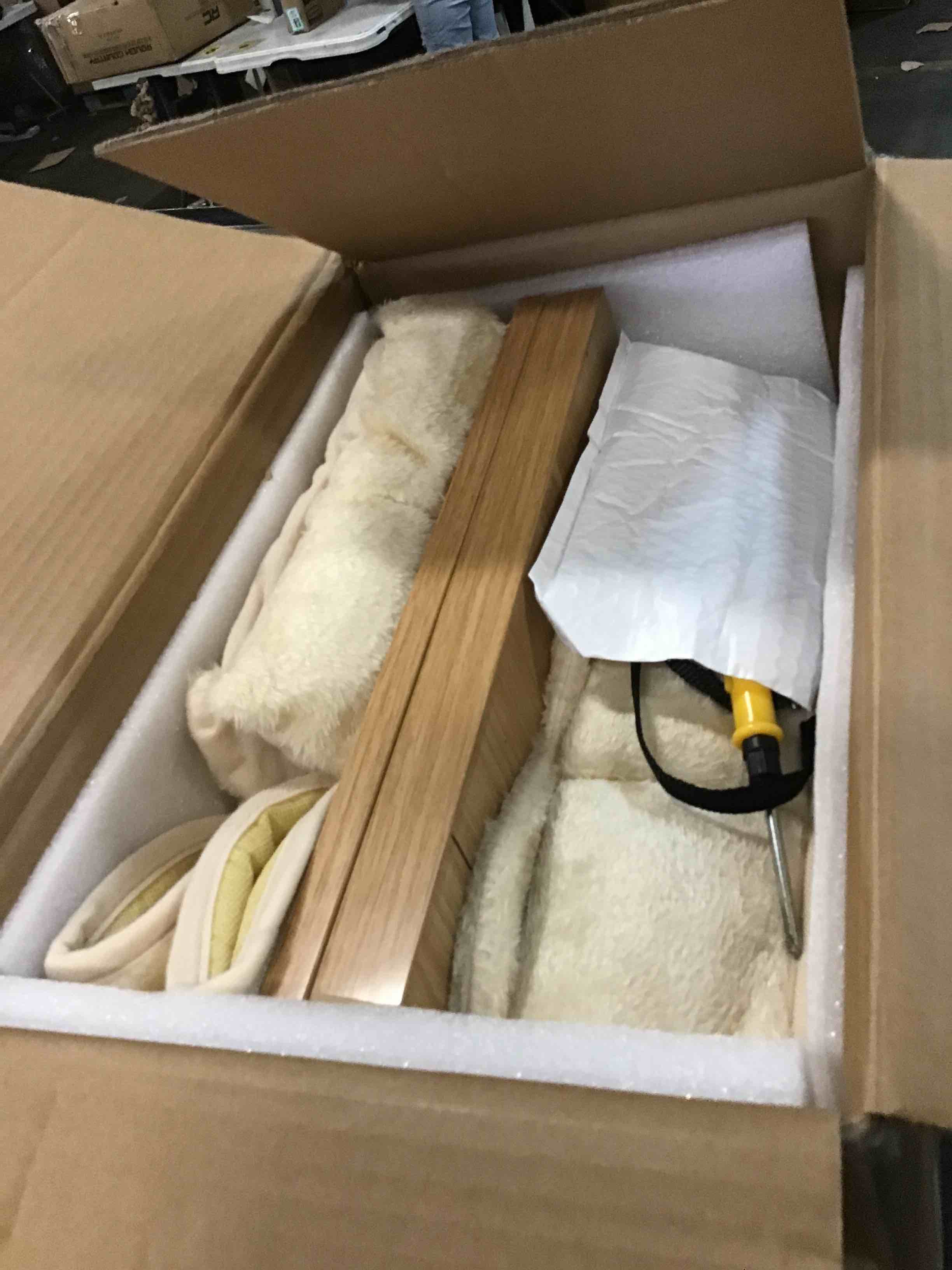https://s3.amazonaws.com/lotting-images-prod/bidfta/PPE1297690_1745252939337.jpeg