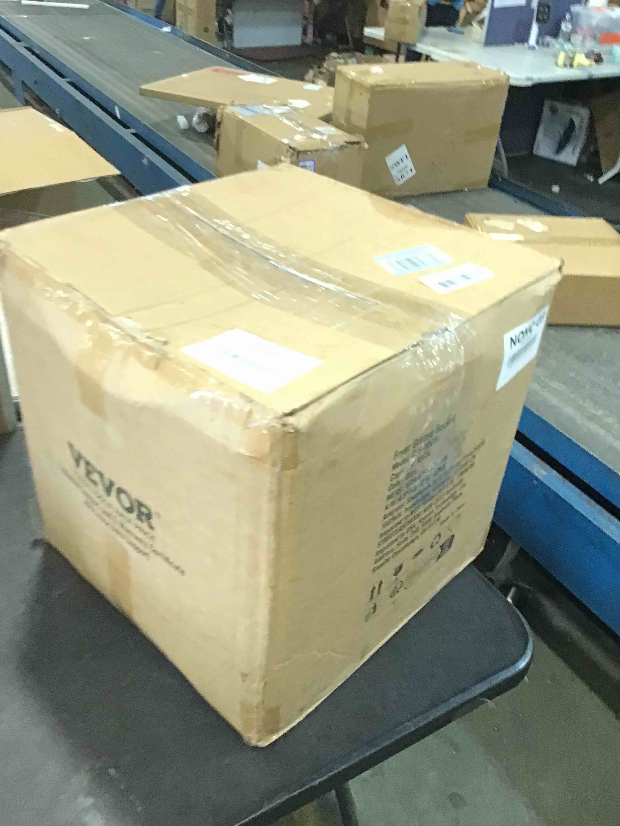 https://s3.amazonaws.com/lotting-images-prod/bidfta/PPE1297705_1745256842963.jpeg