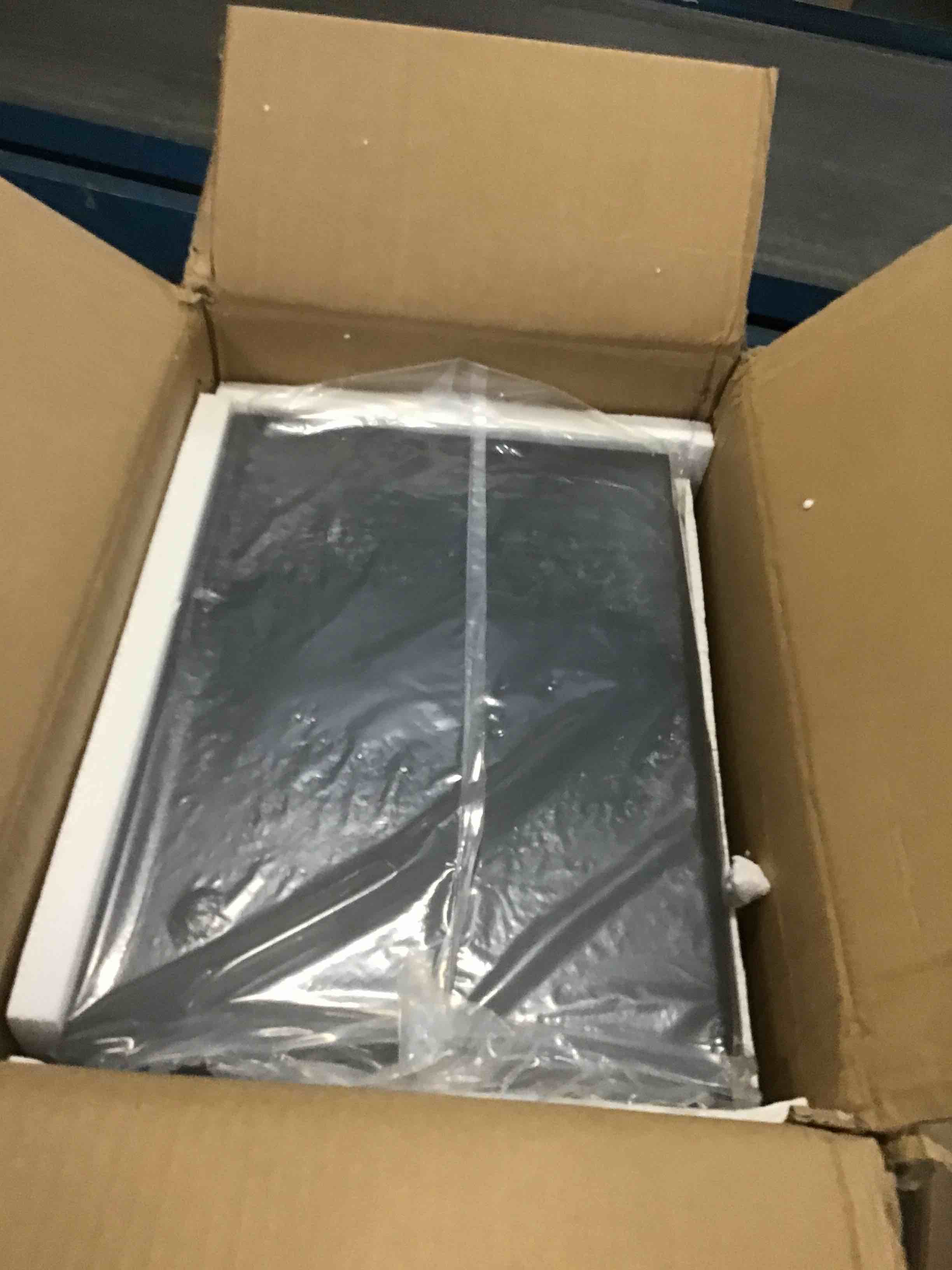 https://s3.amazonaws.com/lotting-images-prod/bidfta/PPE1297829_1745335015762.jpeg