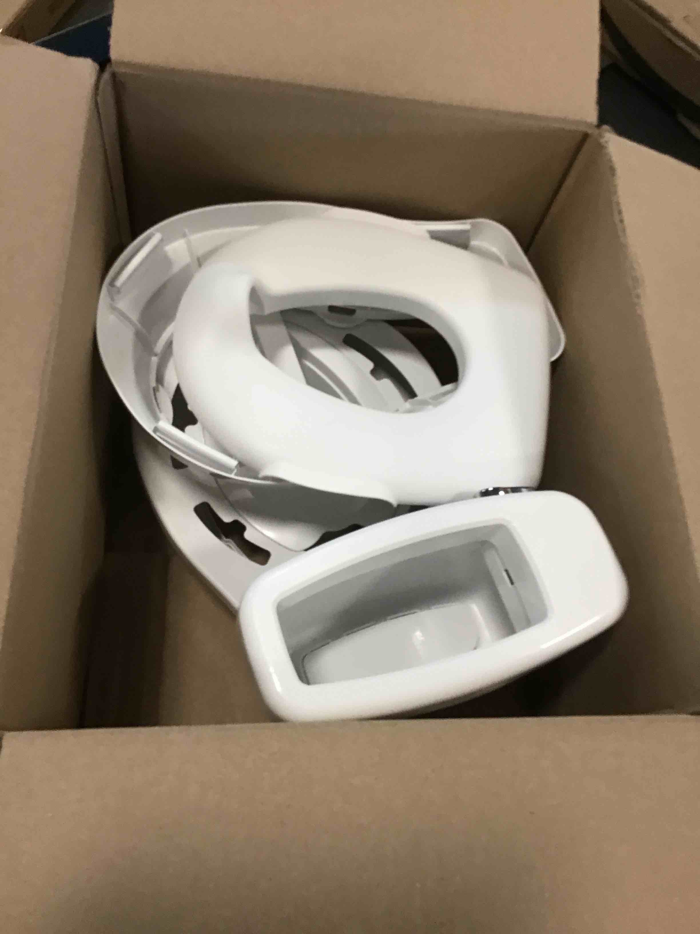 https://s3.amazonaws.com/lotting-images-prod/bidfta/PPE1297834_1745335456141.jpeg