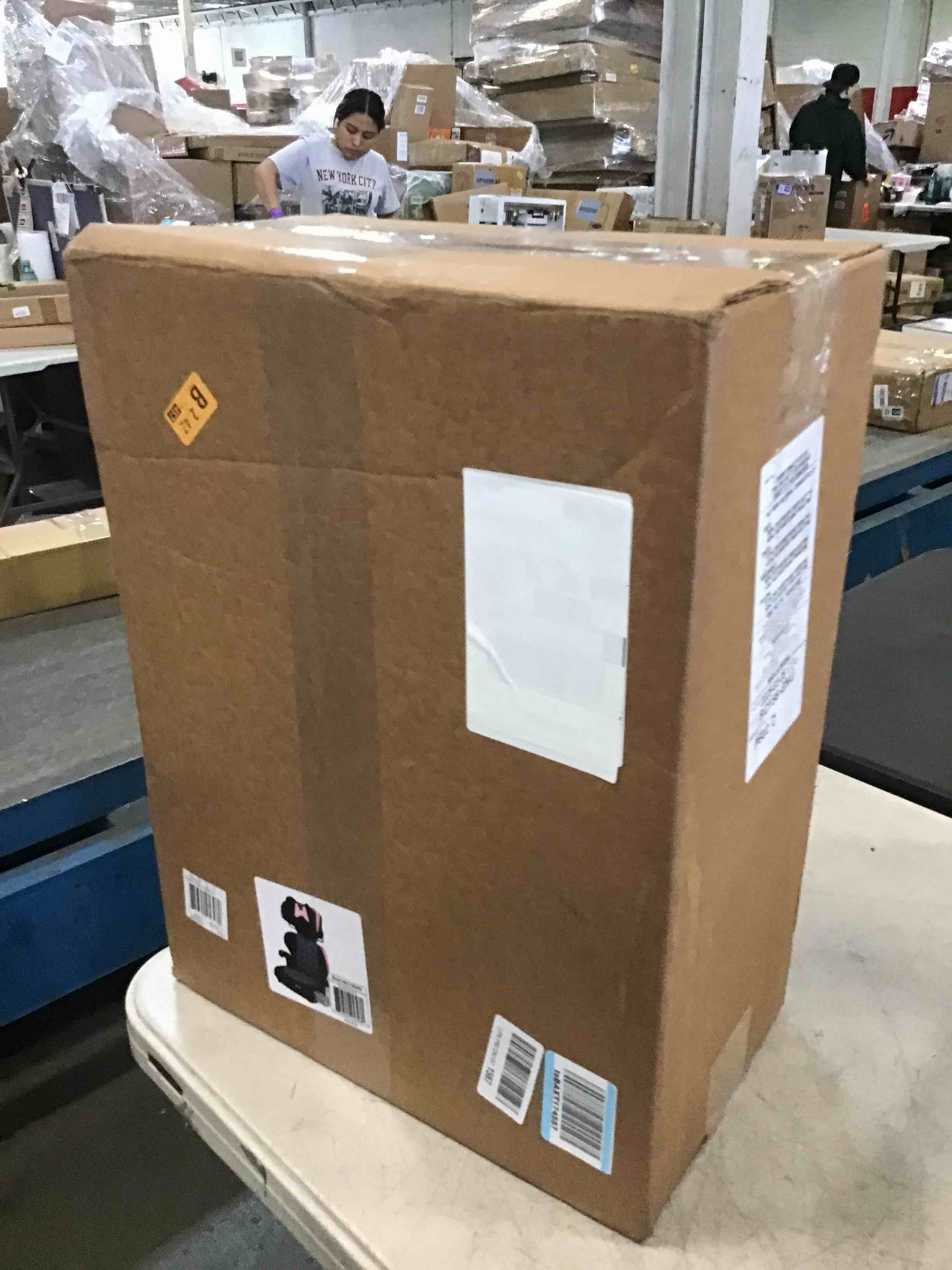 https://s3.amazonaws.com/lotting-images-prod/bidfta/PPE1297860_1745337374204.jpeg