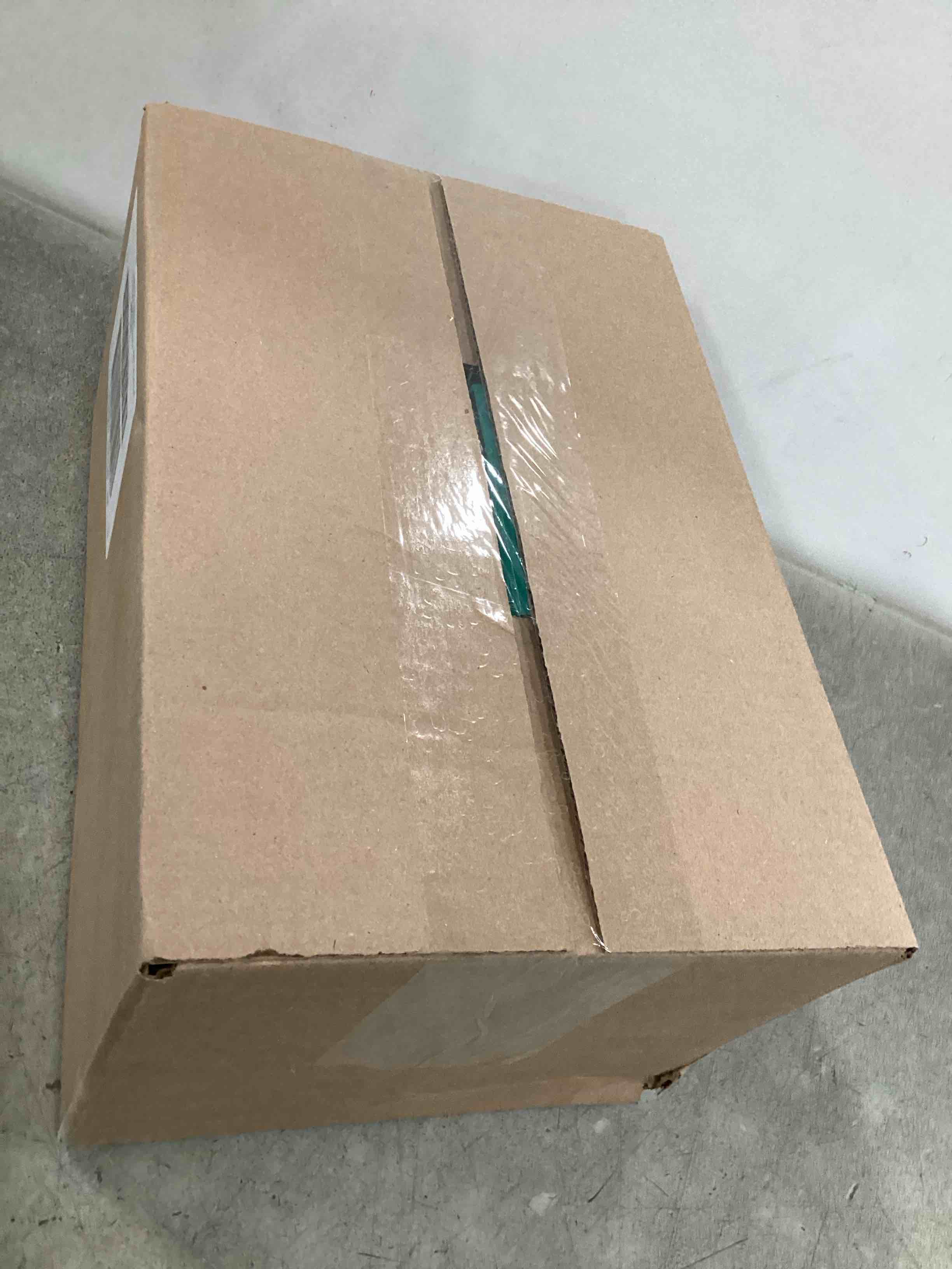 https://s3.amazonaws.com/lotting-images-prod/bidfta/PPE1297904_1745497309285.jpeg