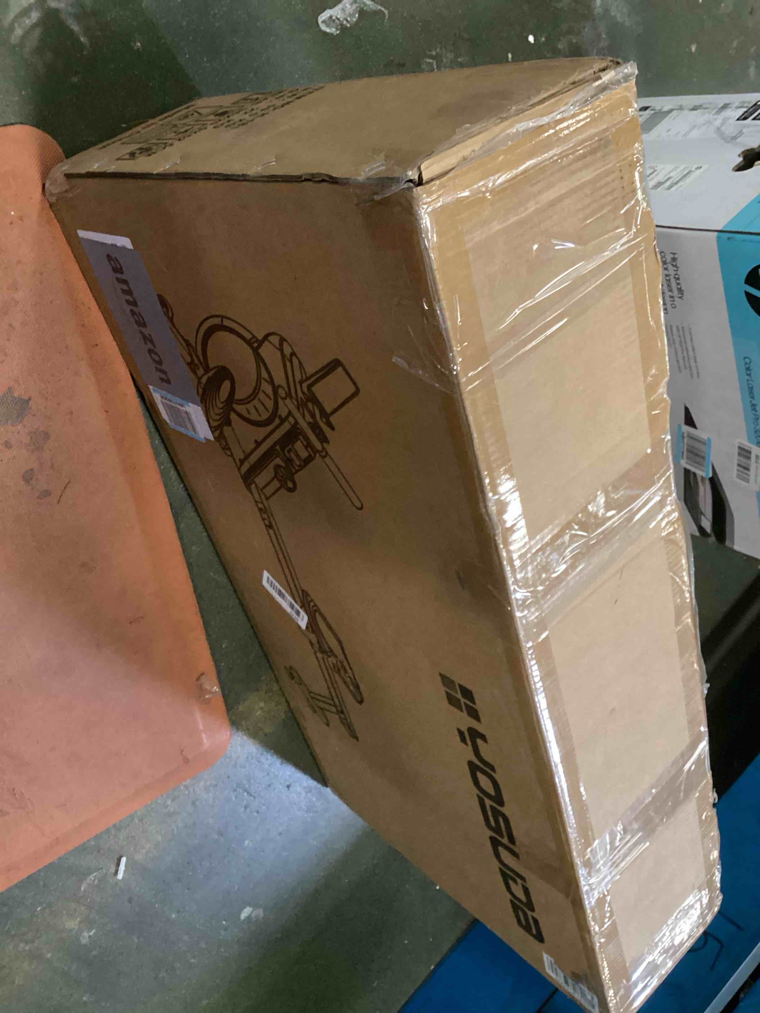 https://s3.amazonaws.com/lotting-images-prod/bidfta/PPE1298226_1745866251330.jpeg