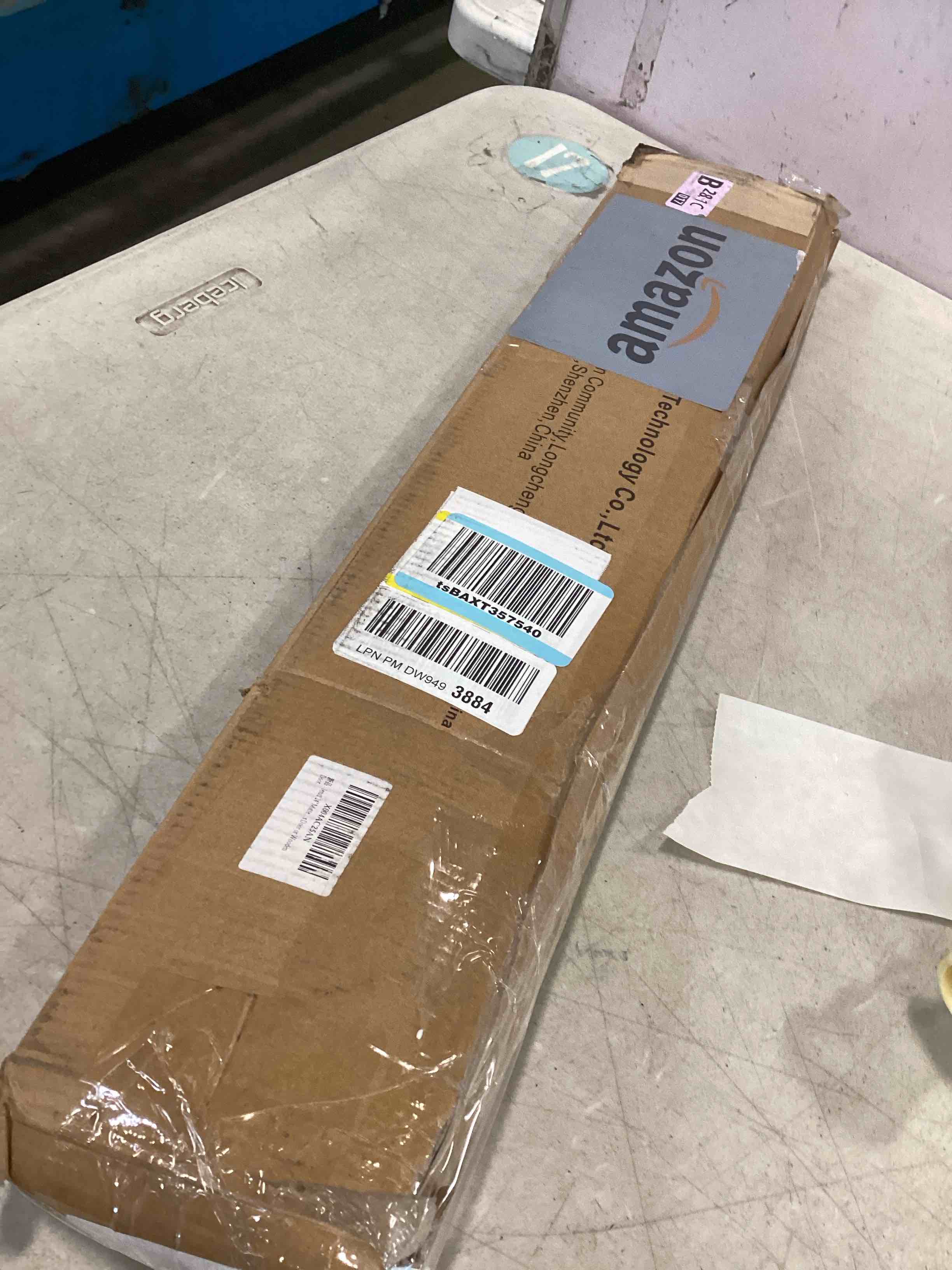 https://s3.amazonaws.com/lotting-images-prod/bidfta/PPE1298259_1745871068632.jpeg