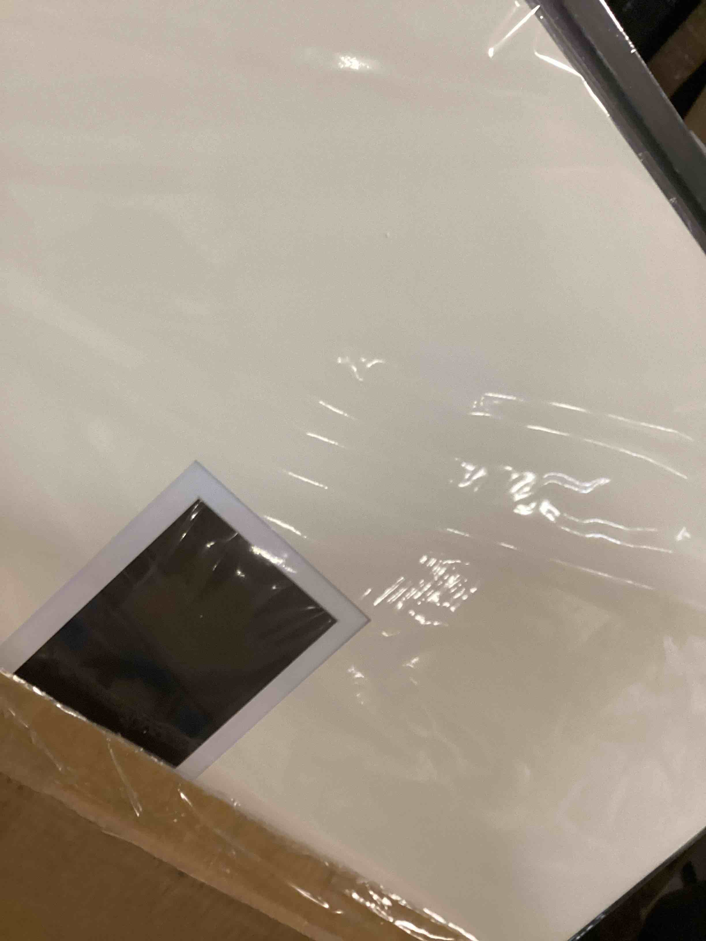 https://s3.amazonaws.com/lotting-images-prod/bidfta/PPE1298331_1745938507762.jpeg