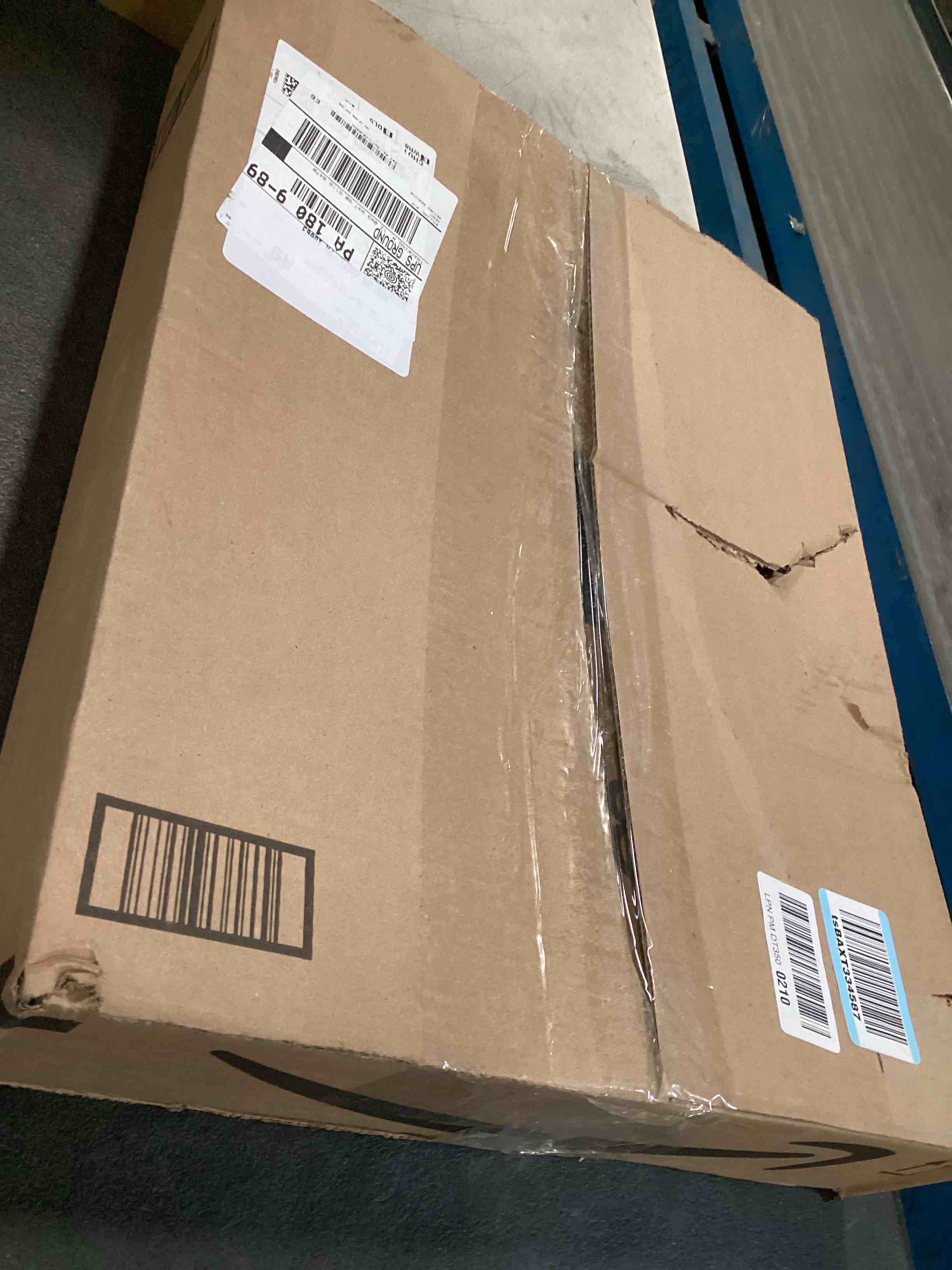 https://s3.amazonaws.com/lotting-images-prod/bidfta/PPE1298430_1745950946001.jpeg