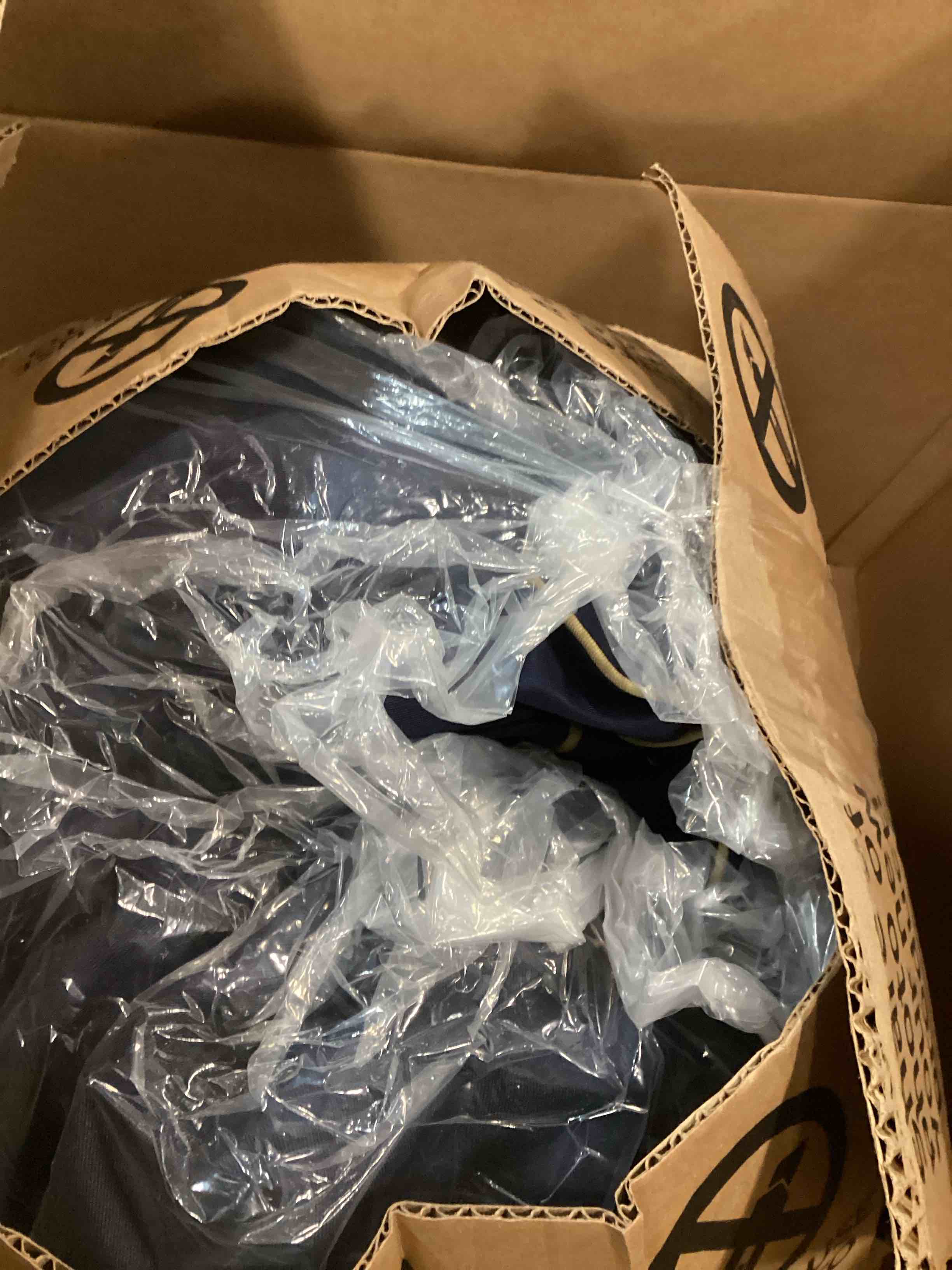 https://s3.amazonaws.com/lotting-images-prod/bidfta/PPE1298966_1746538567206.jpeg