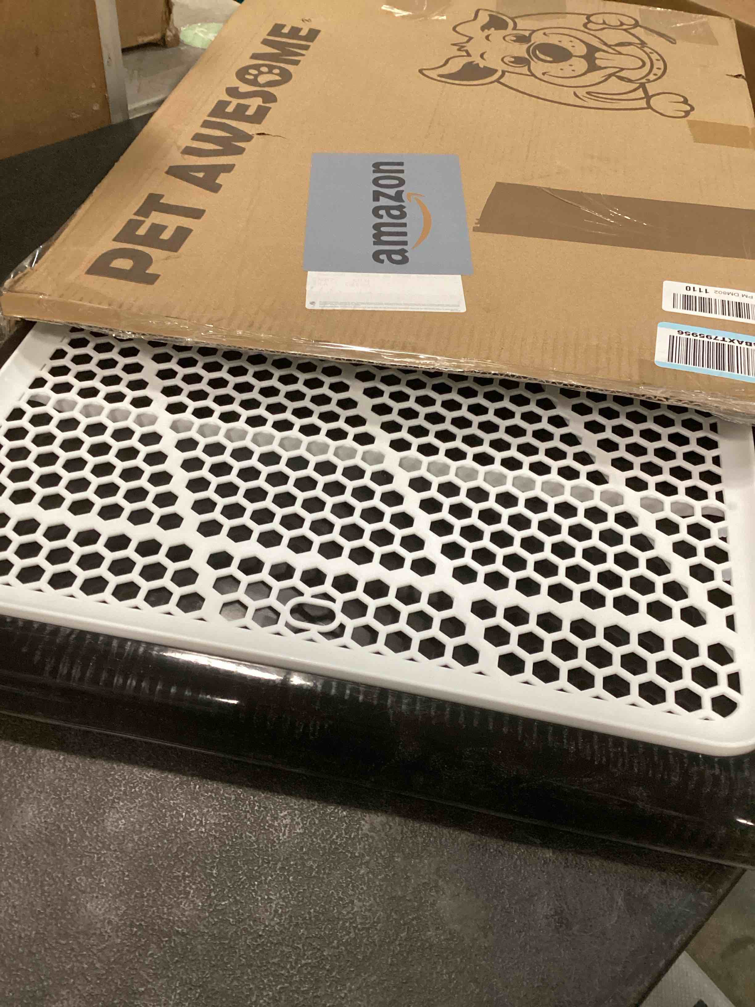 https://s3.amazonaws.com/lotting-images-prod/bidfta/PPE1298996_1746544052403.jpeg