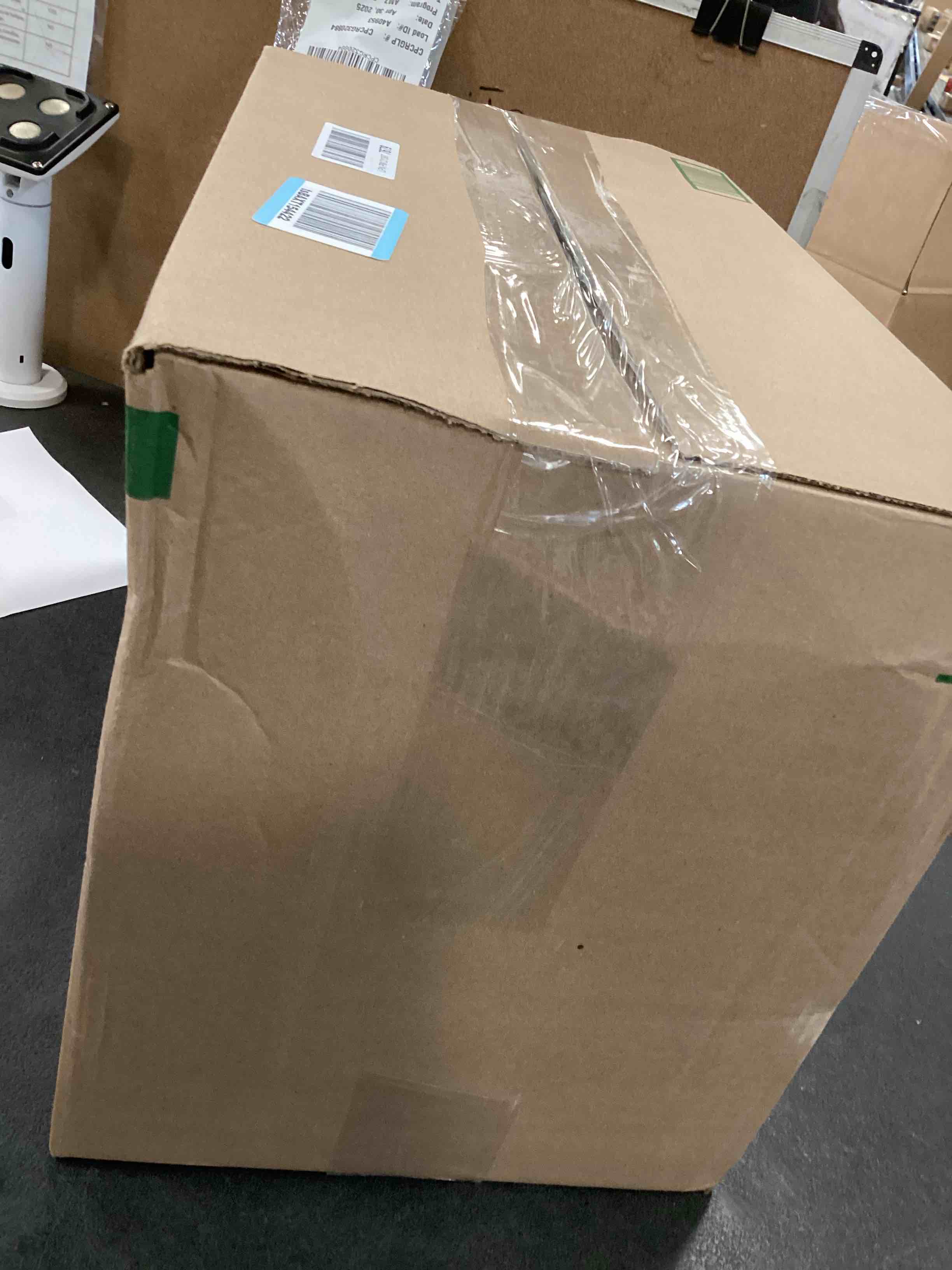 https://s3.amazonaws.com/lotting-images-prod/bidfta/PPE1299096_1746555158727.jpeg