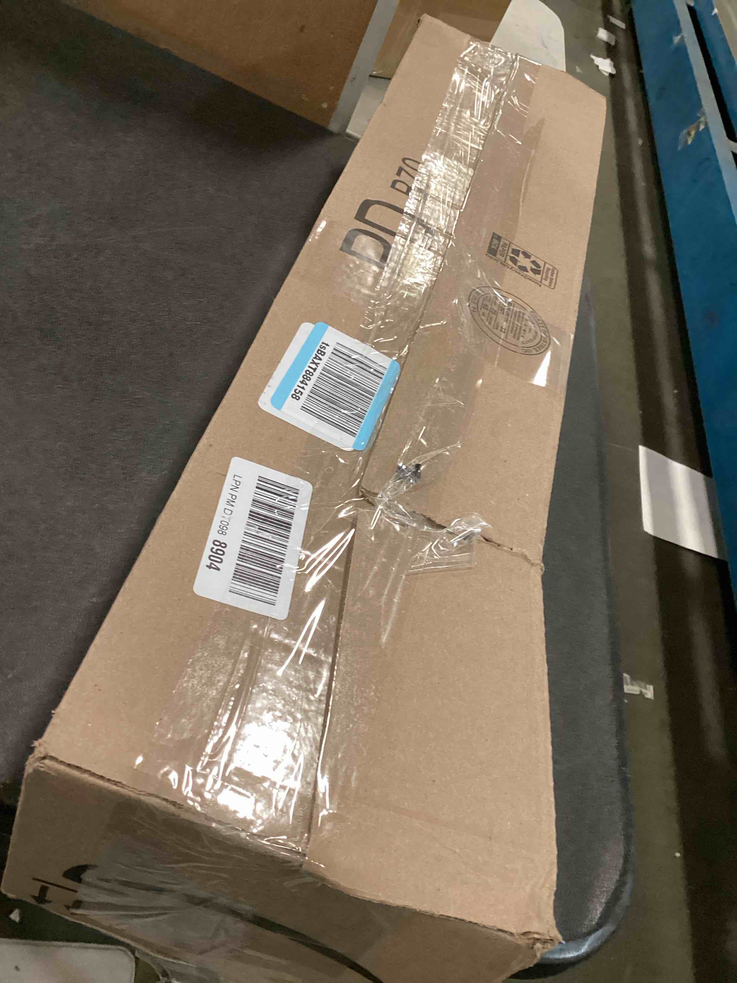 https://s3.amazonaws.com/lotting-images-prod/bidfta/PPE1299105_1746556064808.jpeg