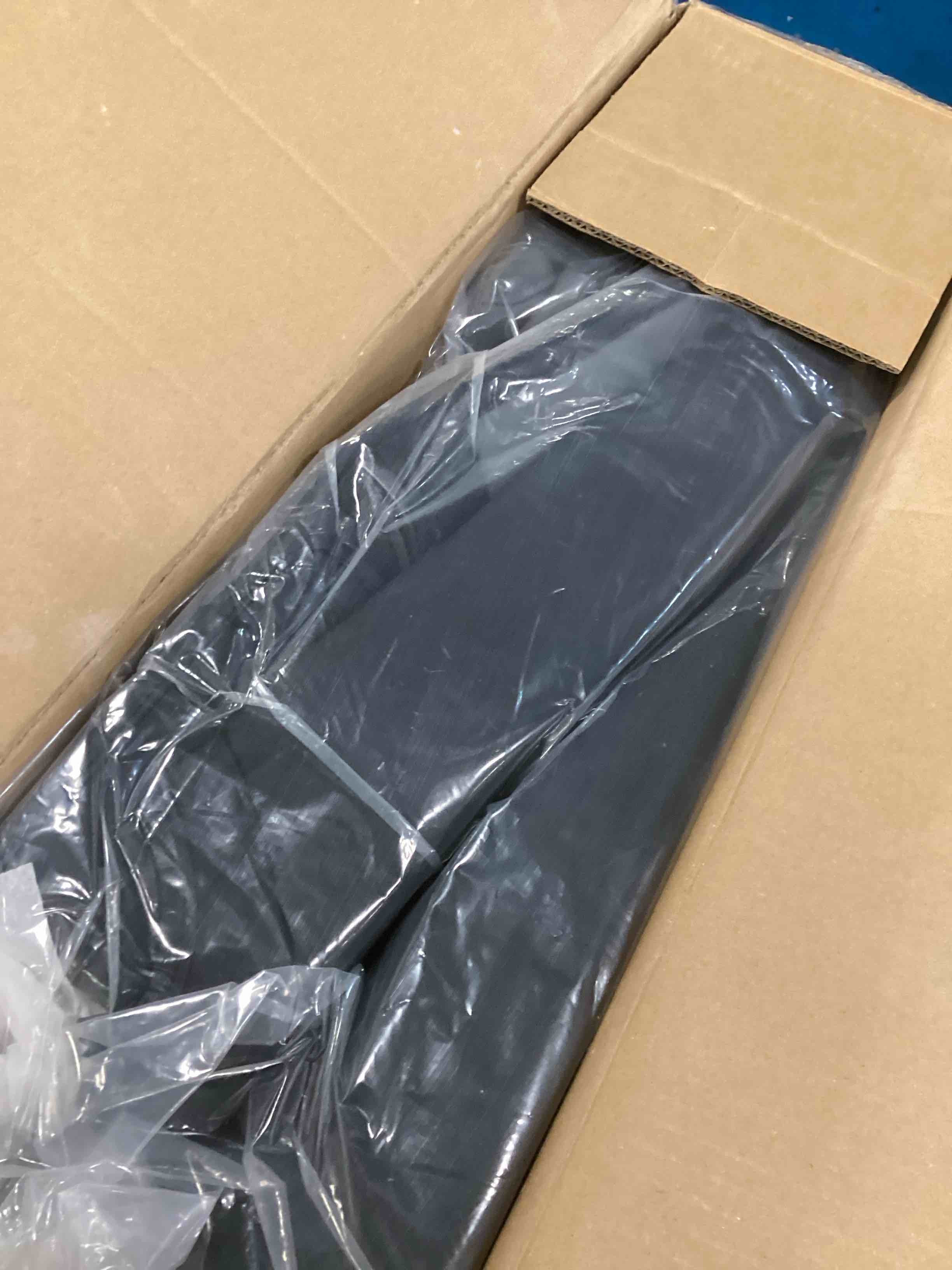 https://s3.amazonaws.com/lotting-images-prod/bidfta/PPE1299671_1746792599575.jpeg