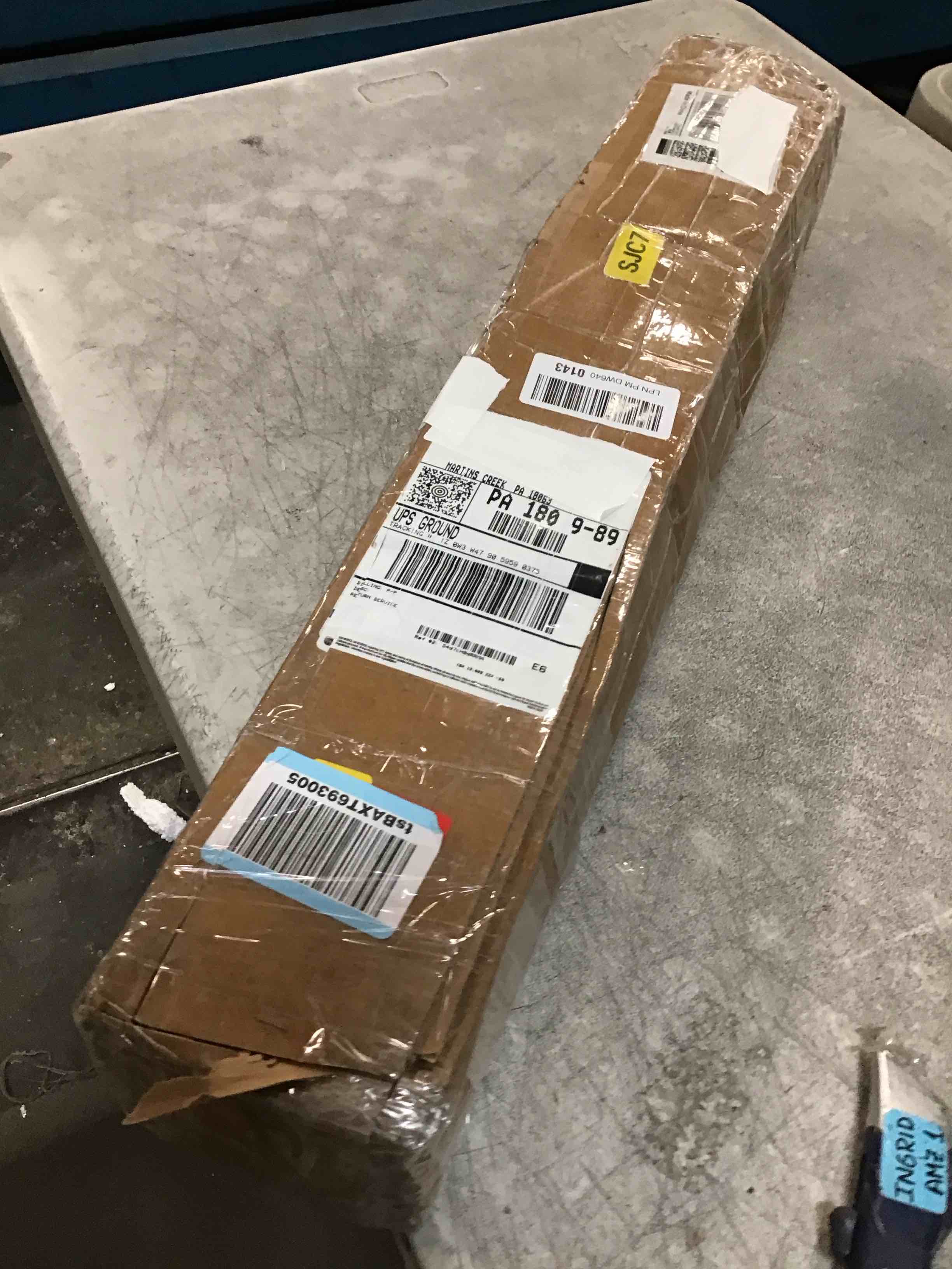 https://s3.amazonaws.com/lotting-images-prod/bidfta/PPE1300665_1744746641138.jpeg