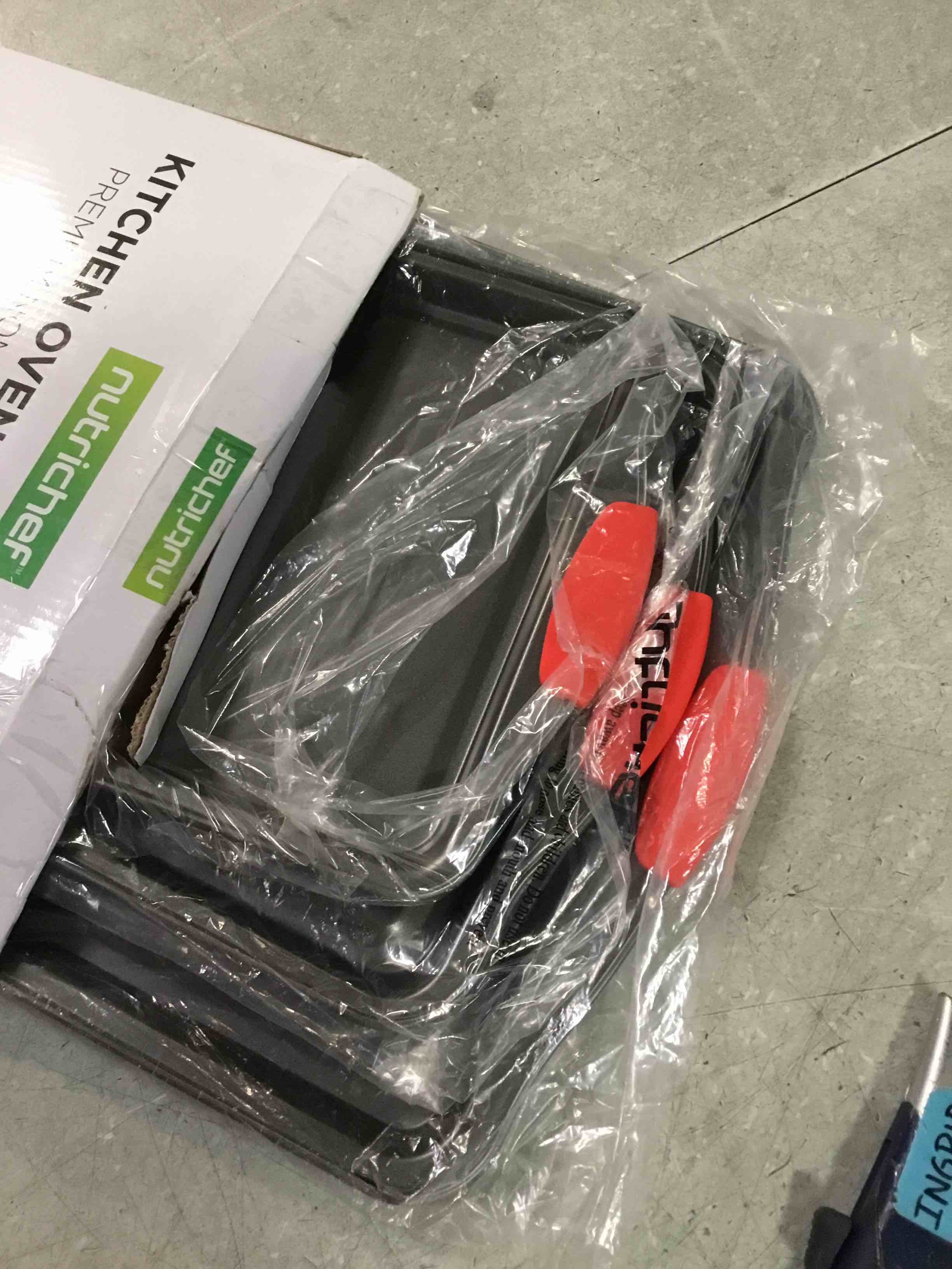 https://s3.amazonaws.com/lotting-images-prod/bidfta/PPE1300943_1744893422440.jpeg