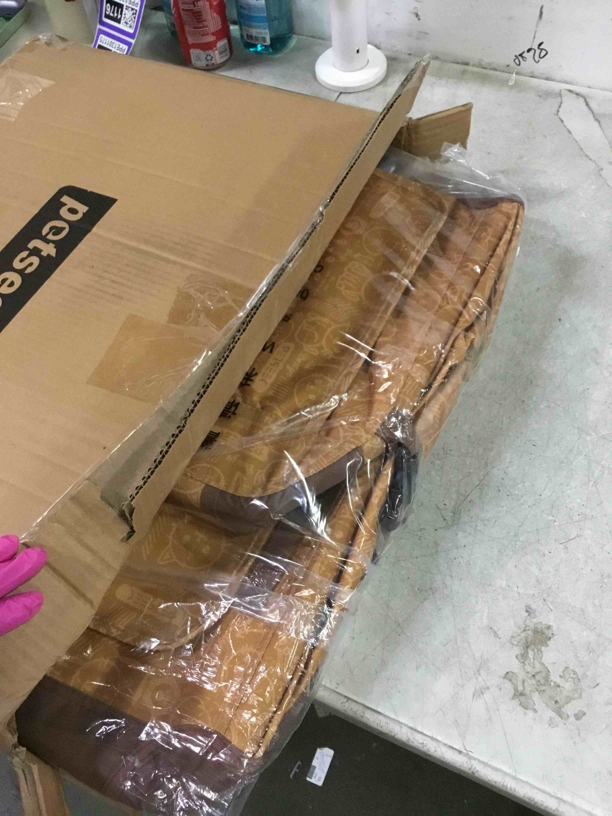 https://s3.amazonaws.com/lotting-images-prod/bidfta/PPE1301171_1744981519823.jpeg