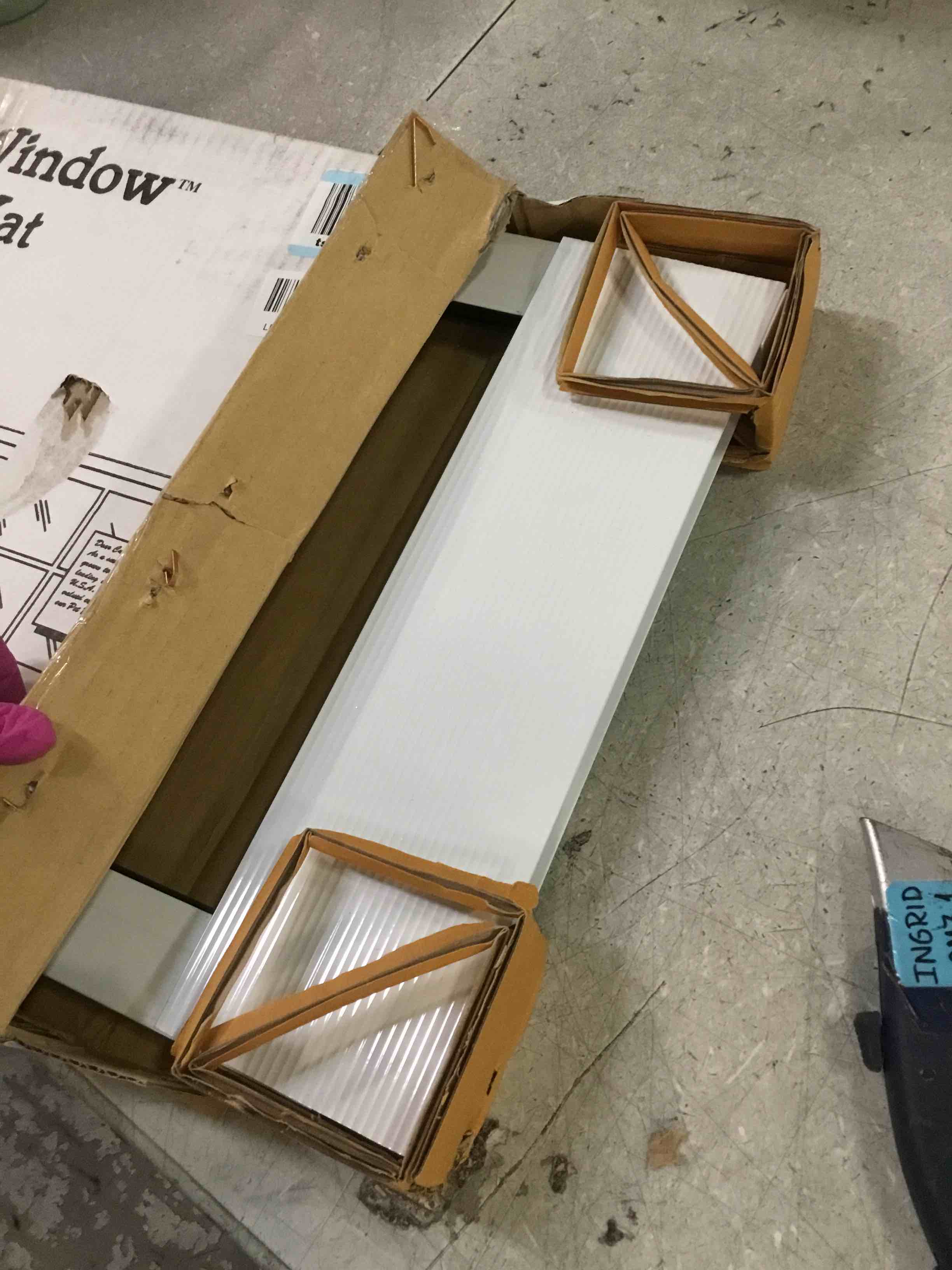 https://s3.amazonaws.com/lotting-images-prod/bidfta/PPE1301642_1745412527991.jpeg