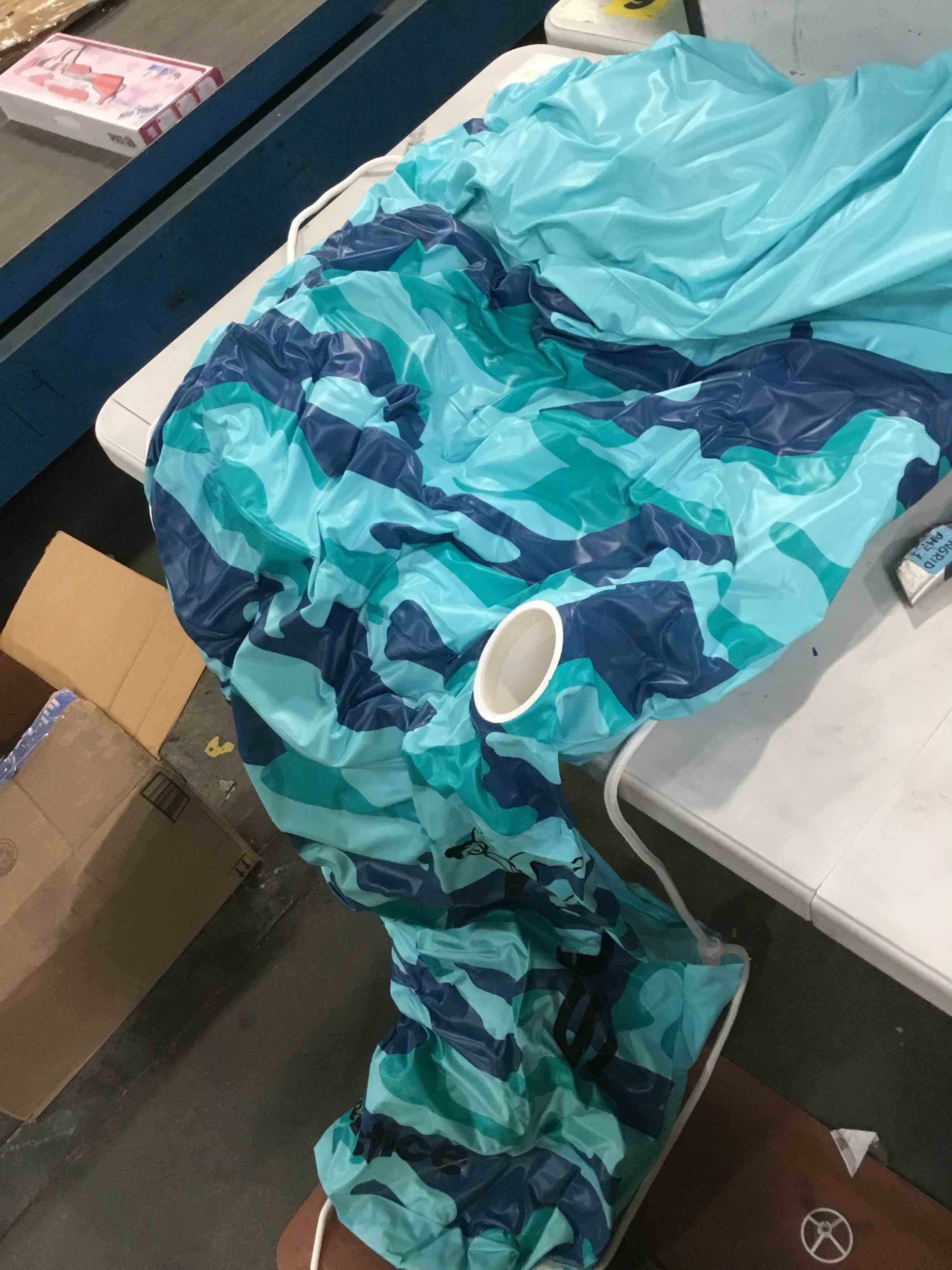 https://s3.amazonaws.com/lotting-images-prod/bidfta/PPE1301847_1745497330473.jpeg