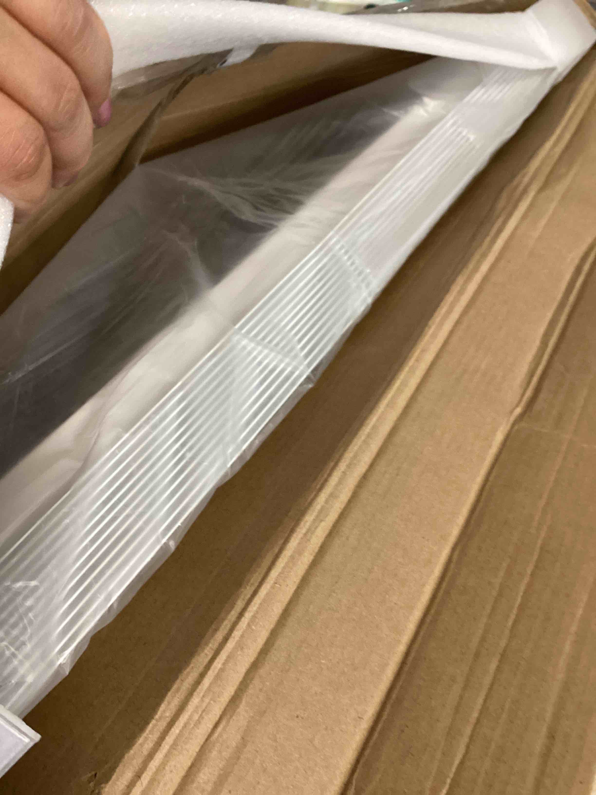 https://s3.amazonaws.com/lotting-images-prod/bidfta/PPE1302671_1746115527003.jpeg
