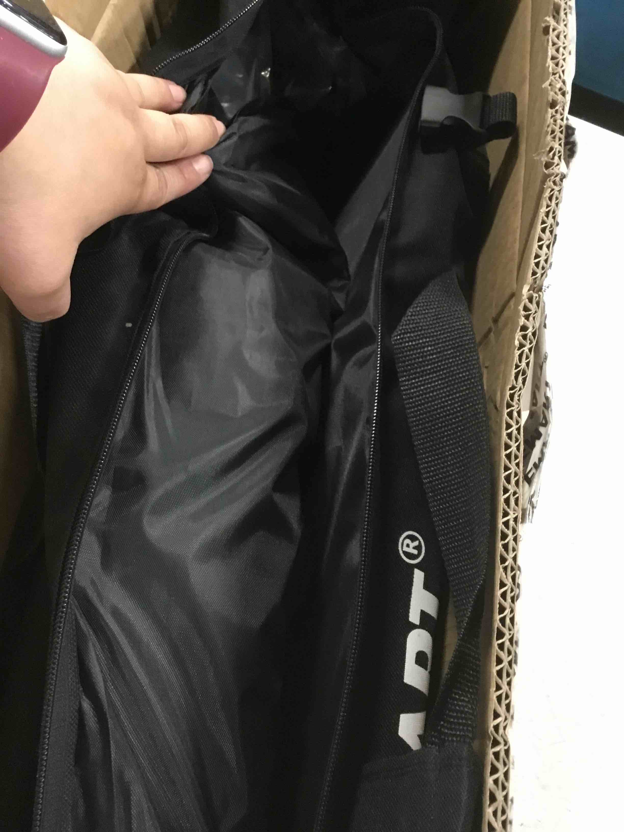 https://s3.amazonaws.com/lotting-images-prod/bidfta/PPE1302796_1746192948384.jpeg