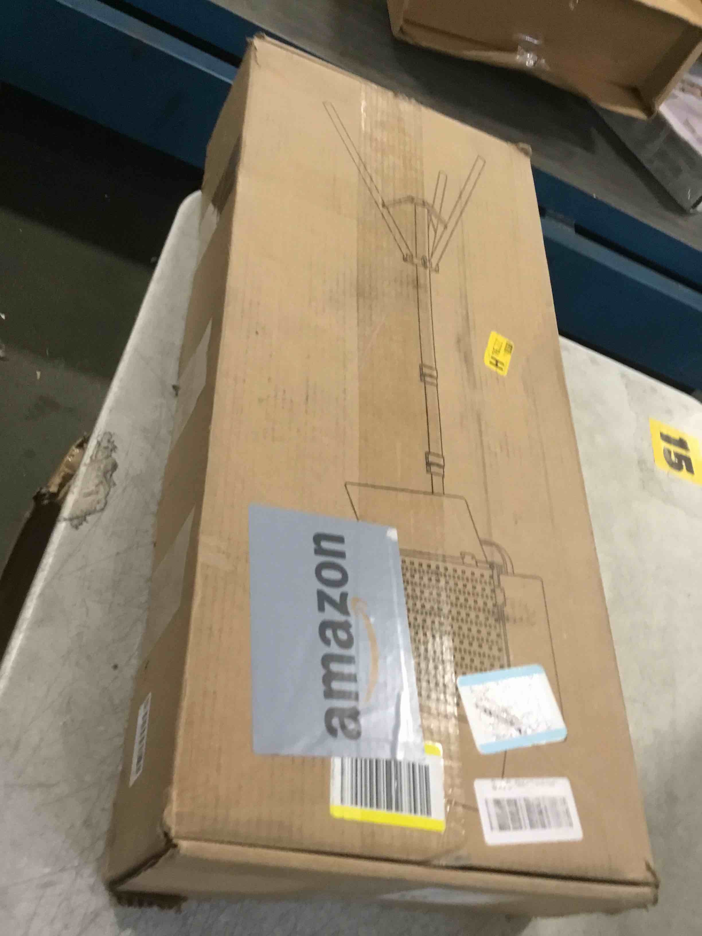 https://s3.amazonaws.com/lotting-images-prod/bidfta/PPE1302814_1746196377792.jpeg