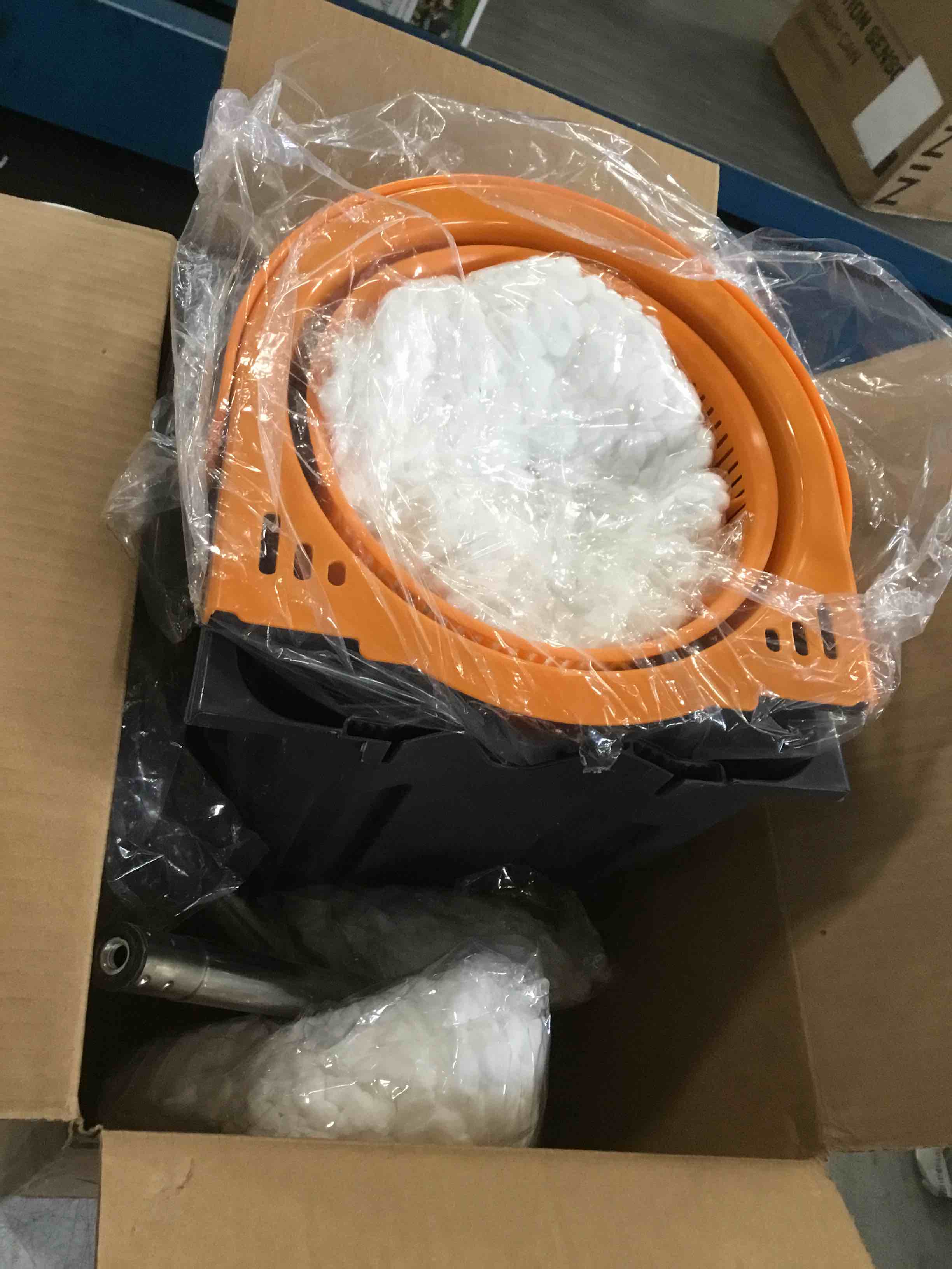 https://s3.amazonaws.com/lotting-images-prod/bidfta/PPE1302859_1746201981216.jpeg