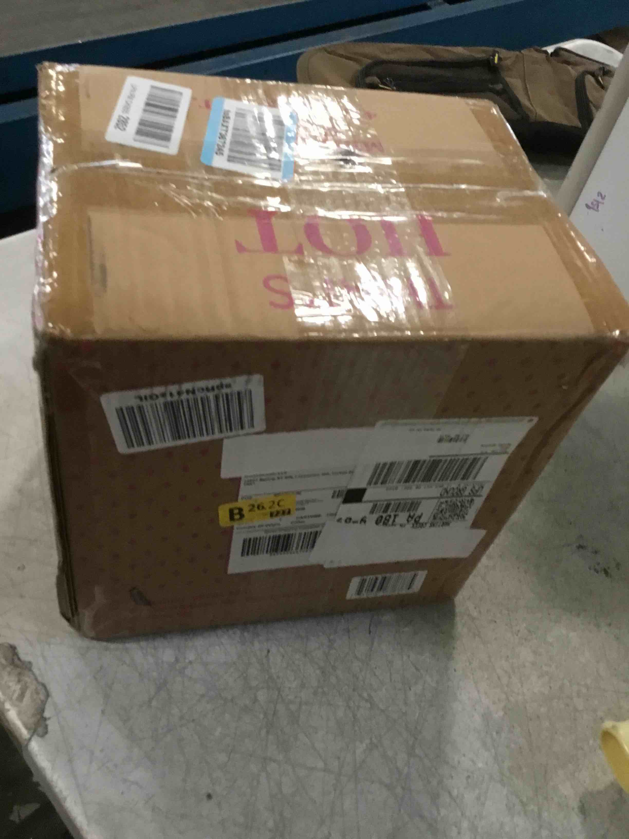 https://s3.amazonaws.com/lotting-images-prod/bidfta/PPE1302899_1746208619050.jpeg