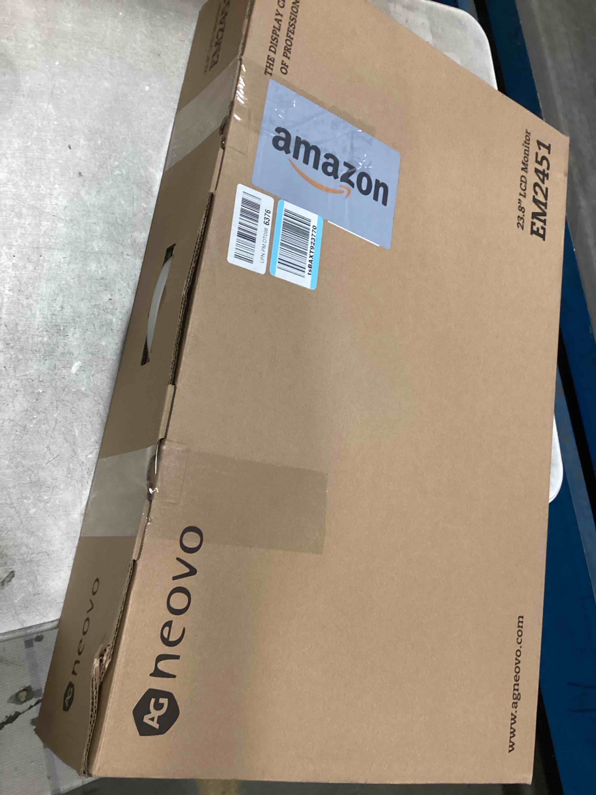 https://s3.amazonaws.com/lotting-images-prod/bidfta/PPE1303548_1744658432983.jpeg