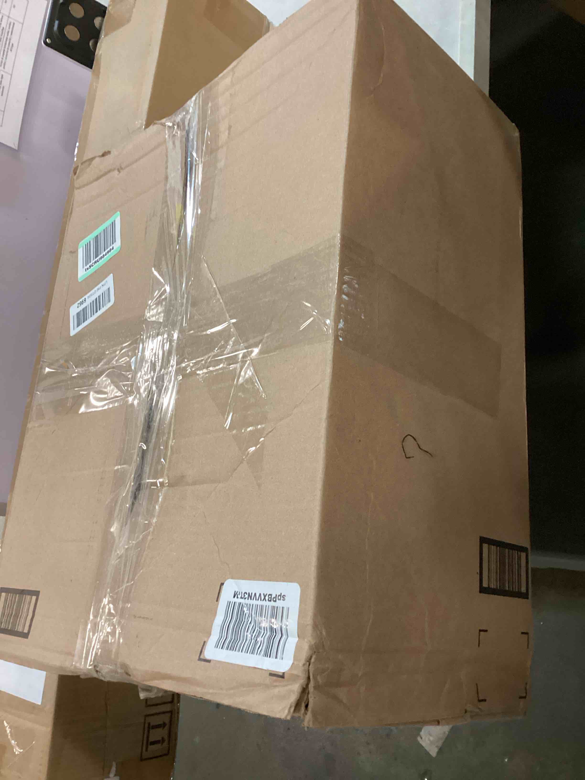 https://s3.amazonaws.com/lotting-images-prod/bidfta/PPE1304080_1744891164128.jpeg