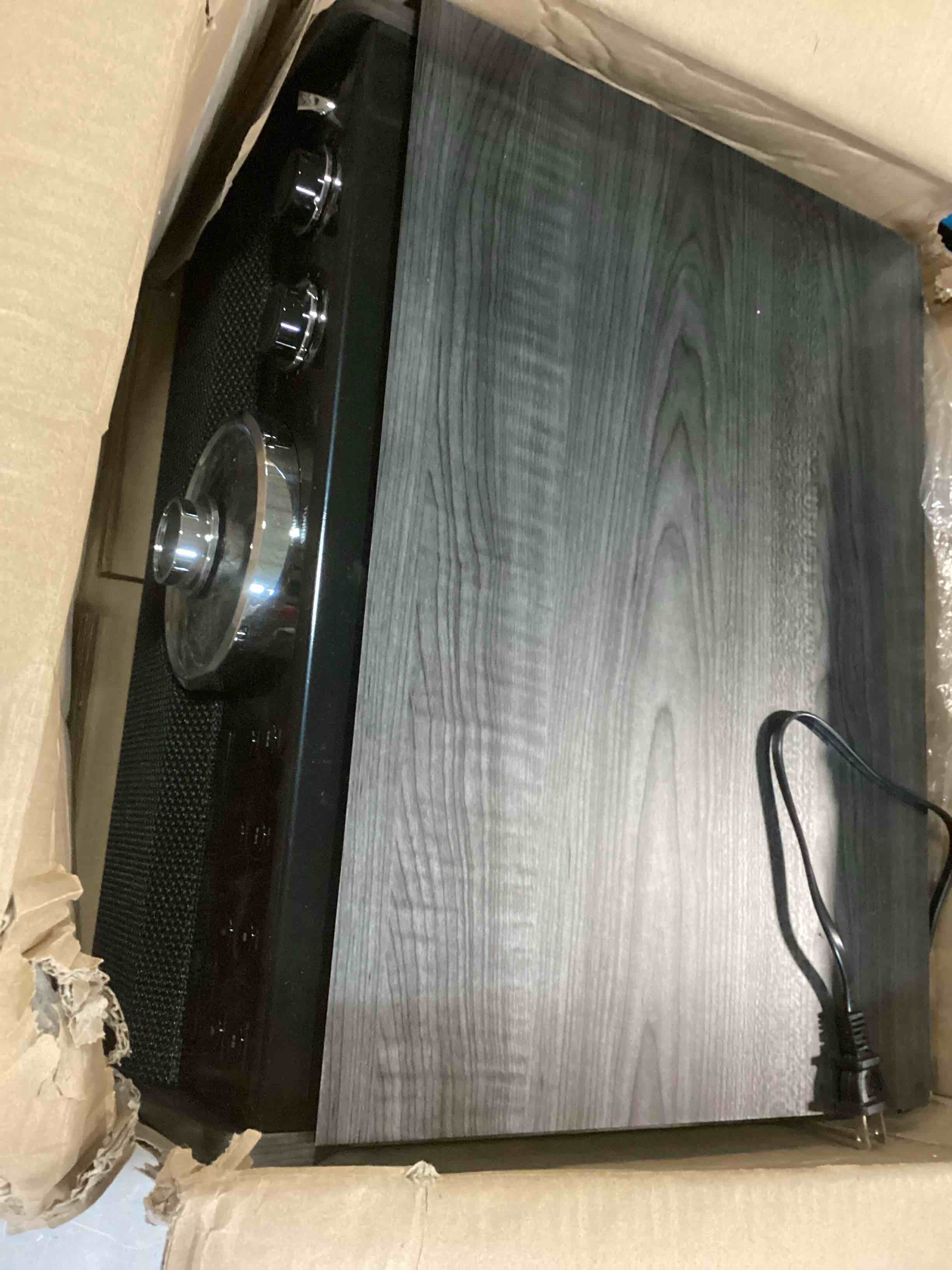 https://s3.amazonaws.com/lotting-images-prod/bidfta/PPE1304370_1744980150986.jpeg