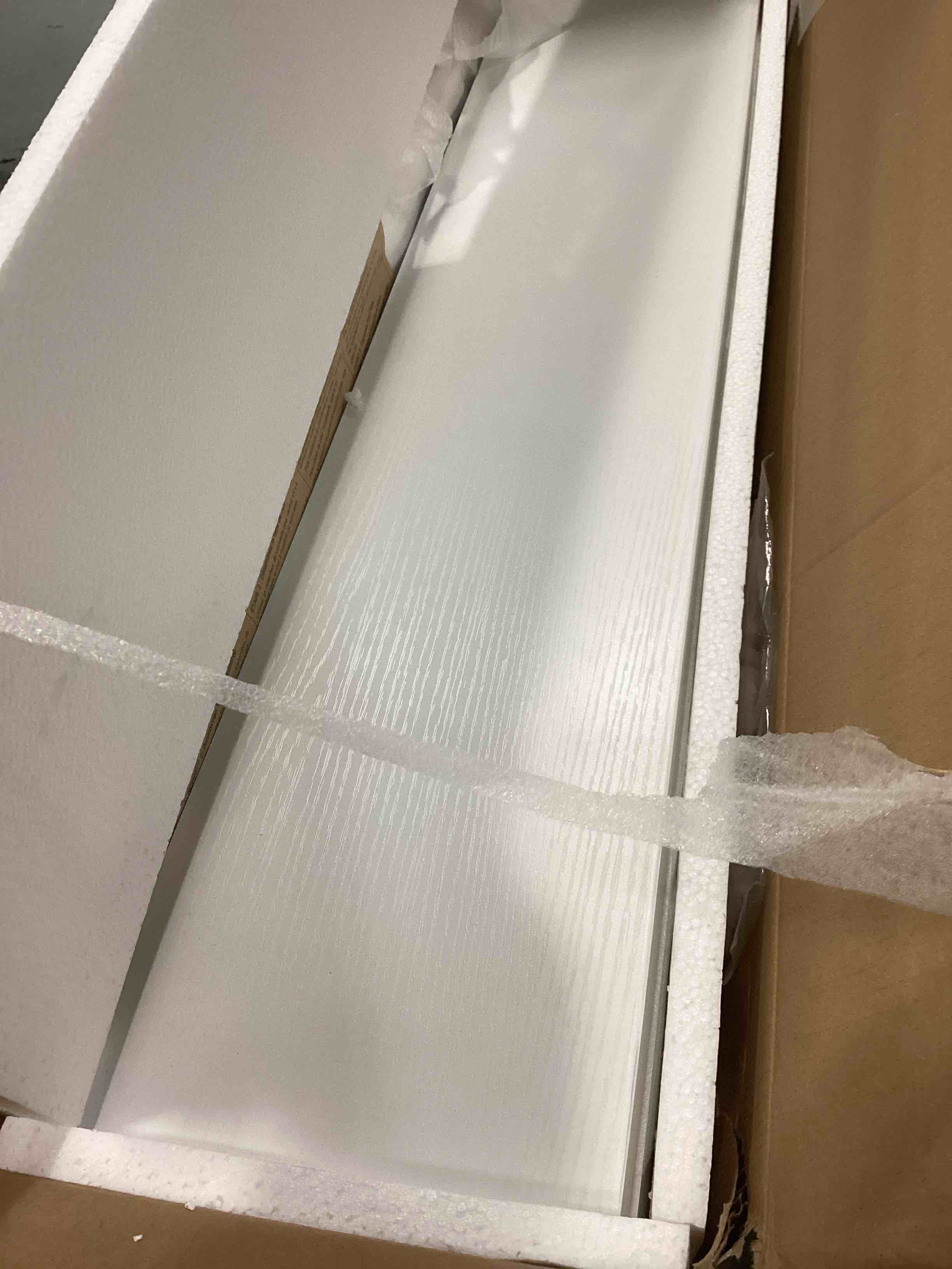 https://s3.amazonaws.com/lotting-images-prod/bidfta/PPE1305449_1745582341453.jpeg