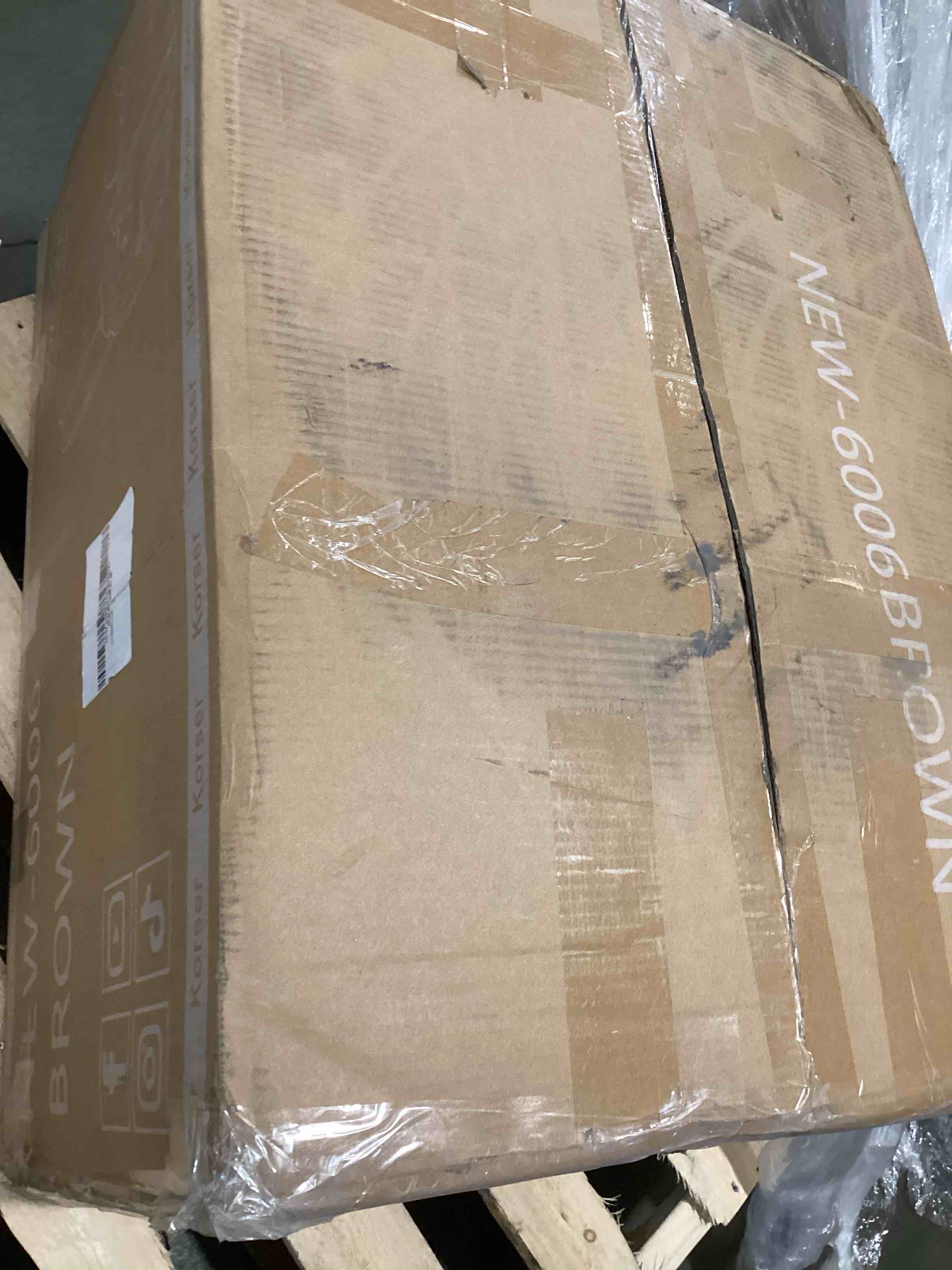 https://s3.amazonaws.com/lotting-images-prod/bidfta/PPE1305775_1745941638406.jpeg