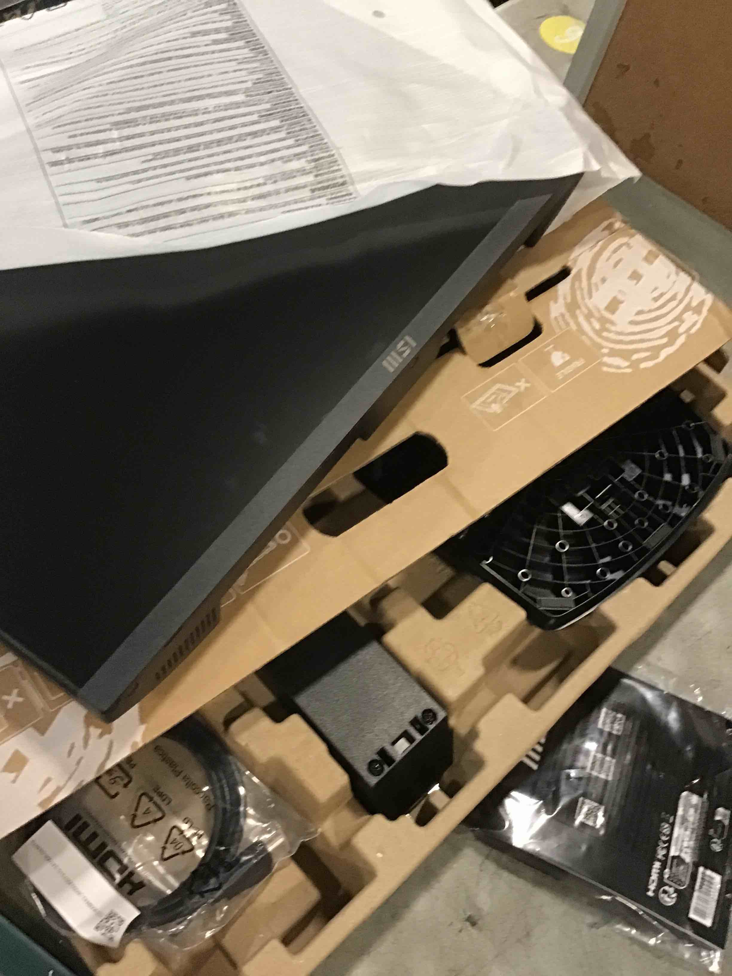 https://s3.amazonaws.com/lotting-images-prod/bidfta/PPE1305813_1745955761490.jpeg