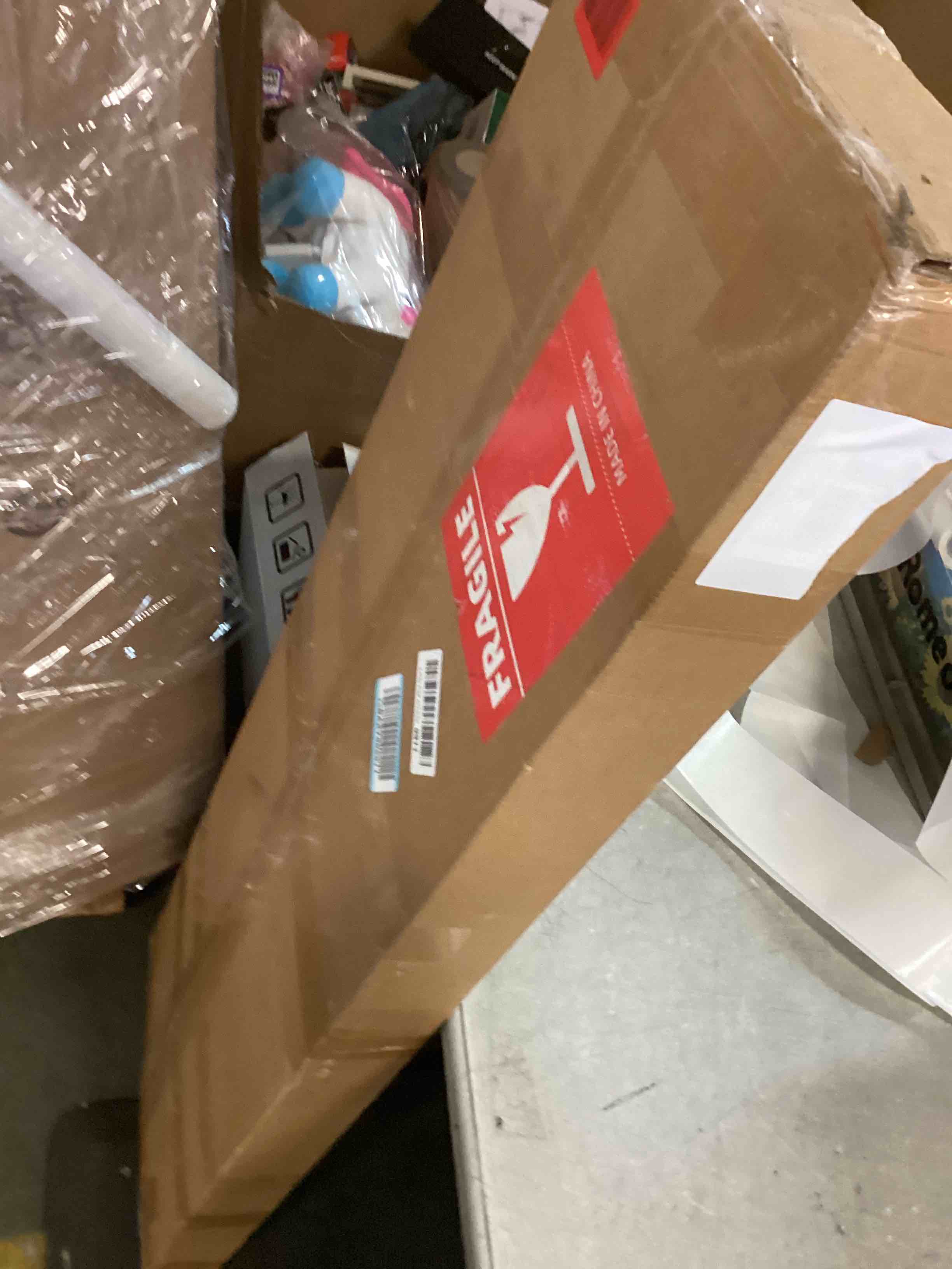 https://s3.amazonaws.com/lotting-images-prod/bidfta/PPE1306199_1744206412182.jpeg