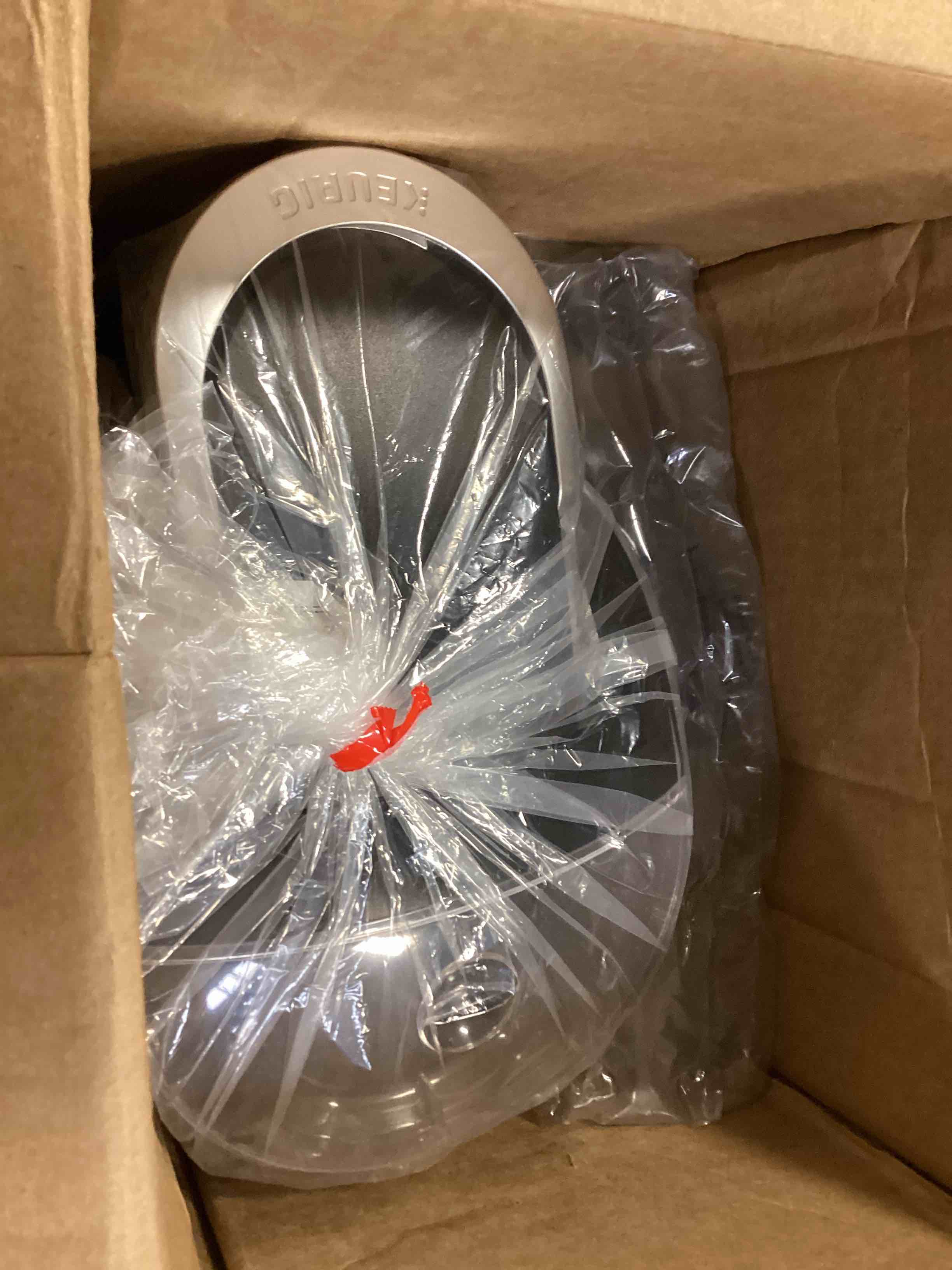 https://s3.amazonaws.com/lotting-images-prod/bidfta/PPE1308229_1745842667787.jpeg