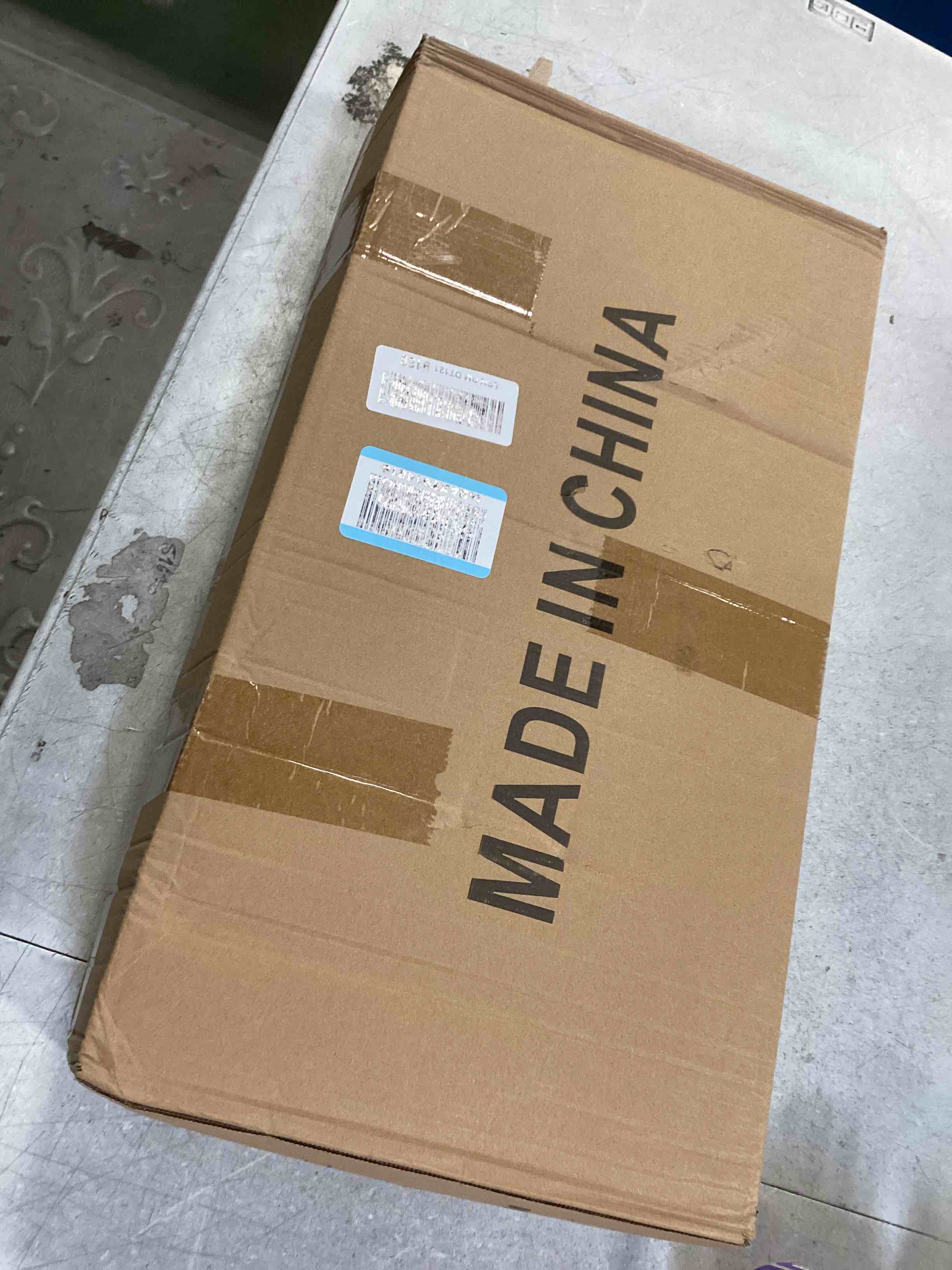 https://s3.amazonaws.com/lotting-images-prod/bidfta/PPE1308255_1745846042201.jpeg