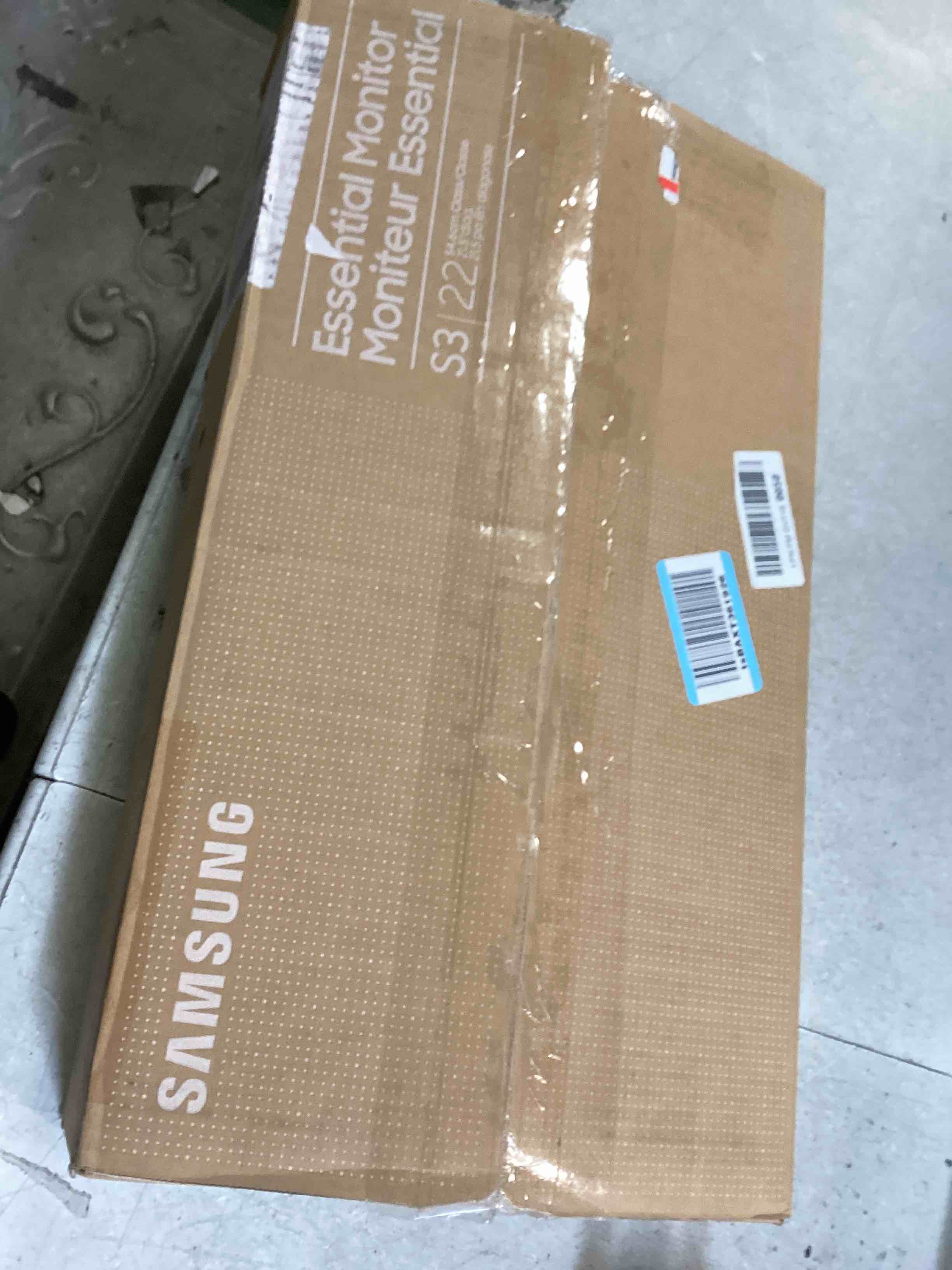 https://s3.amazonaws.com/lotting-images-prod/bidfta/PPE1308352_1745855007204.jpeg