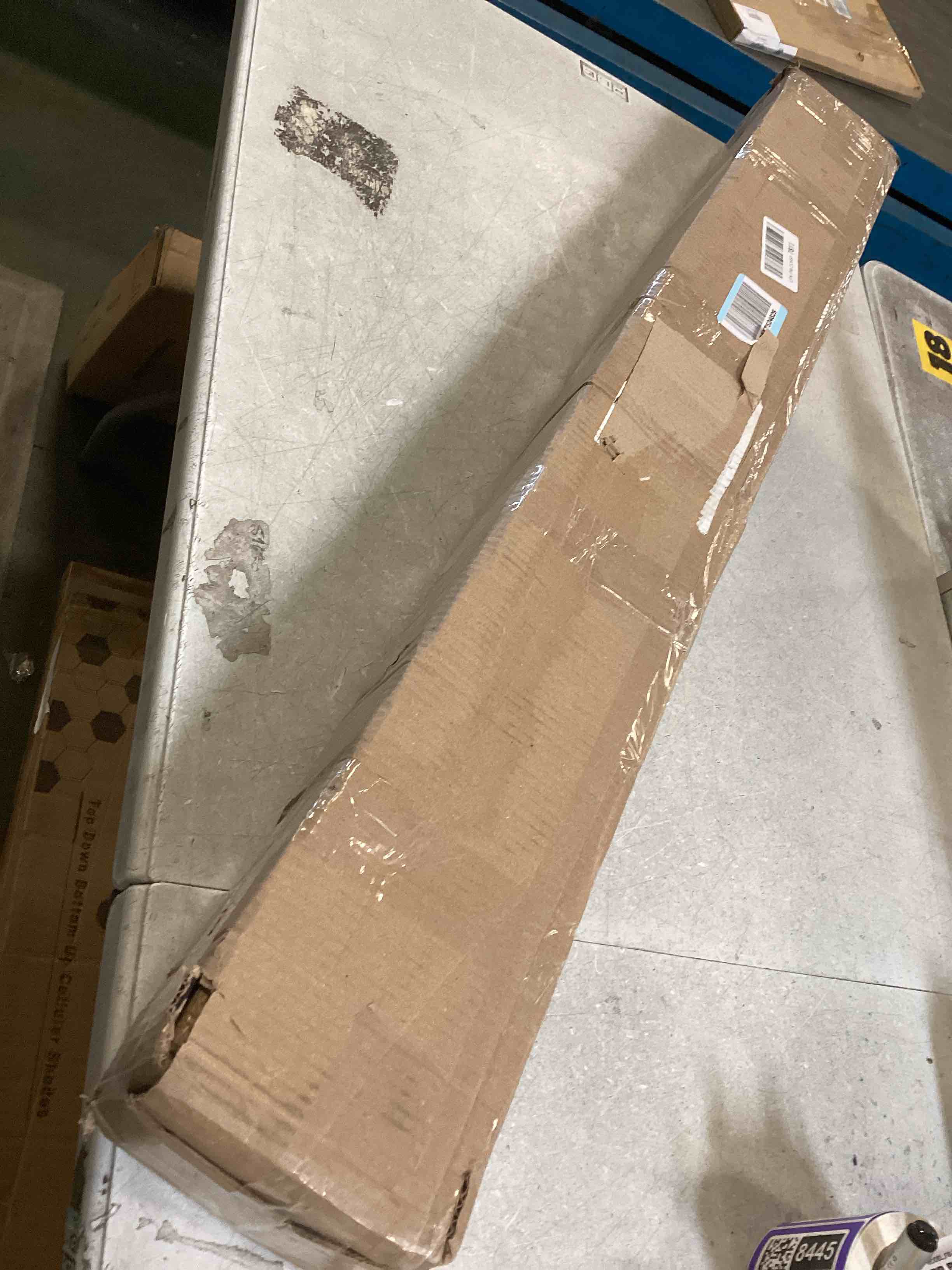 https://s3.amazonaws.com/lotting-images-prod/bidfta/PPE1308440_1745866168667.jpeg