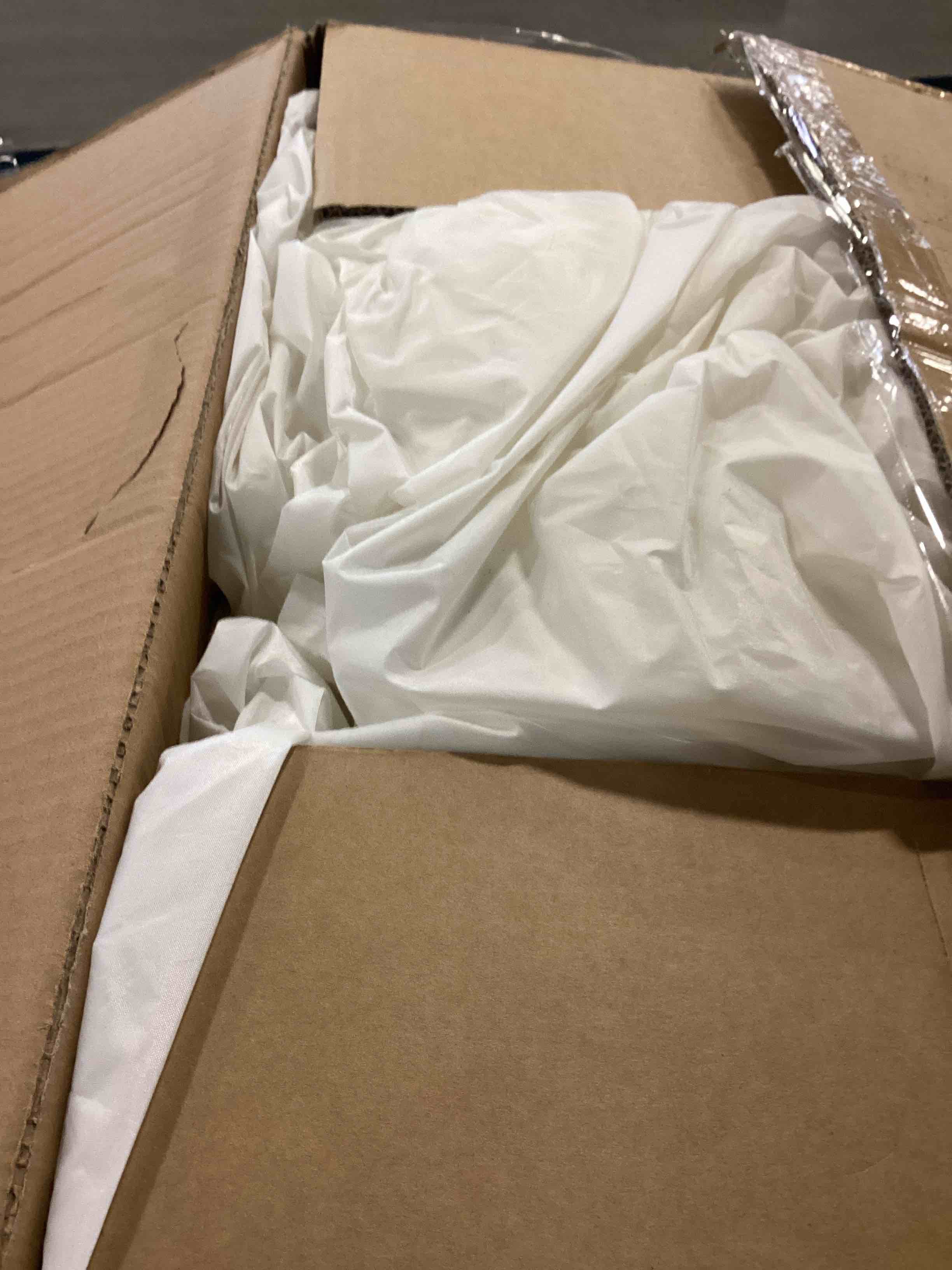 https://s3.amazonaws.com/lotting-images-prod/bidfta/PPE1309176_1744392483733.jpeg