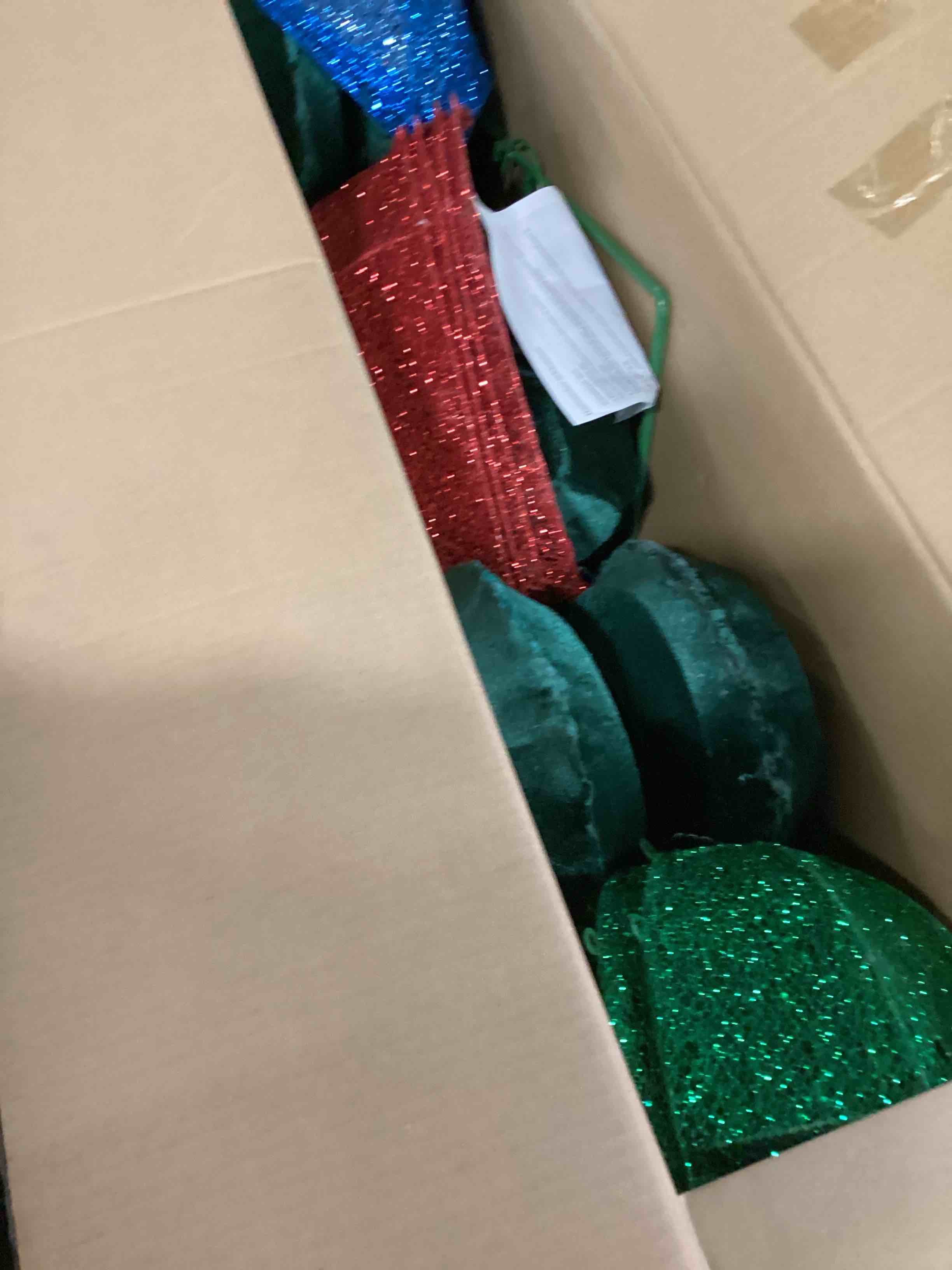 https://s3.amazonaws.com/lotting-images-prod/bidfta/PPE1309182_1744393622429.jpeg