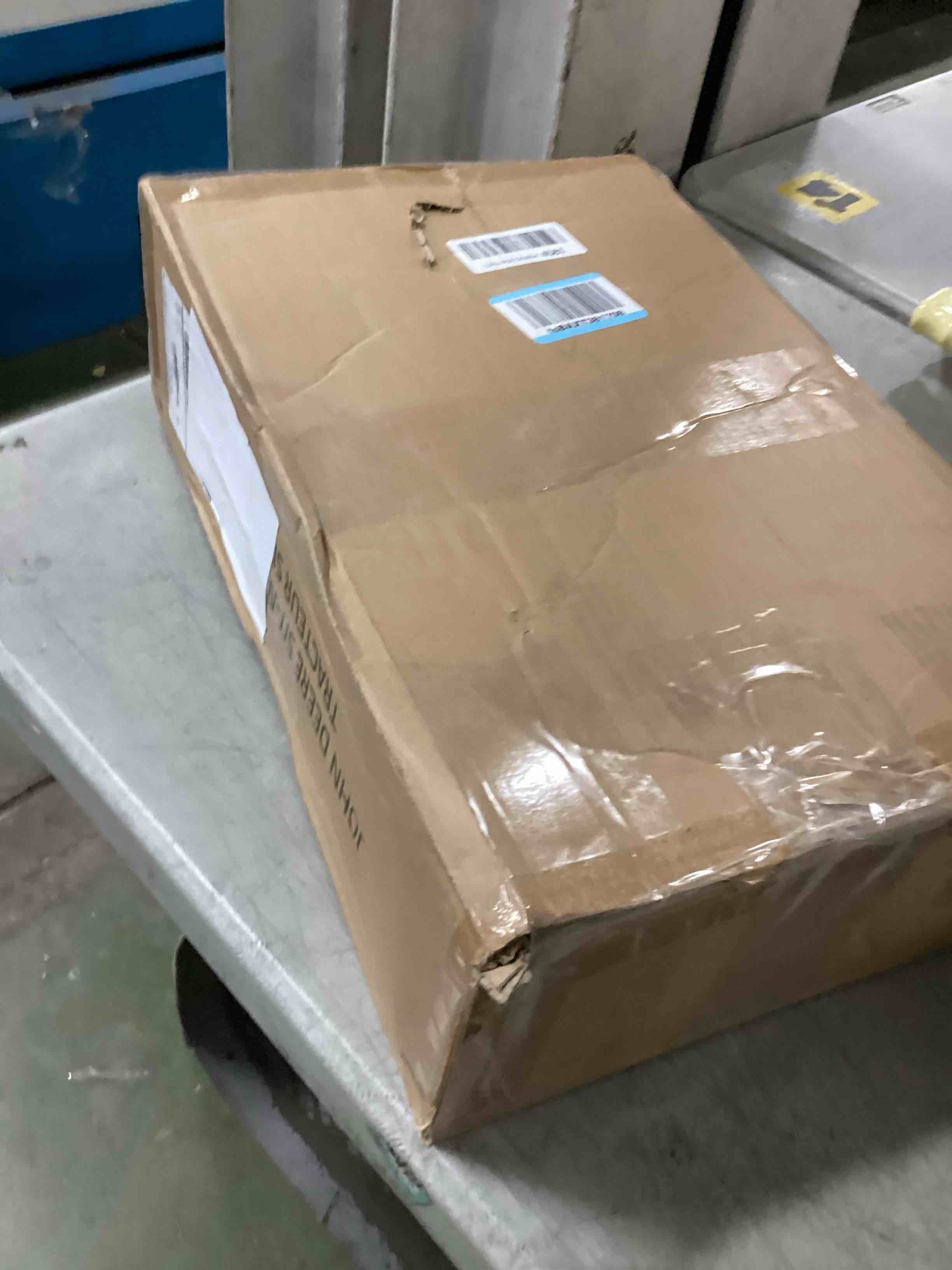 https://s3.amazonaws.com/lotting-images-prod/bidfta/PPE1310034_1745238676641.jpeg