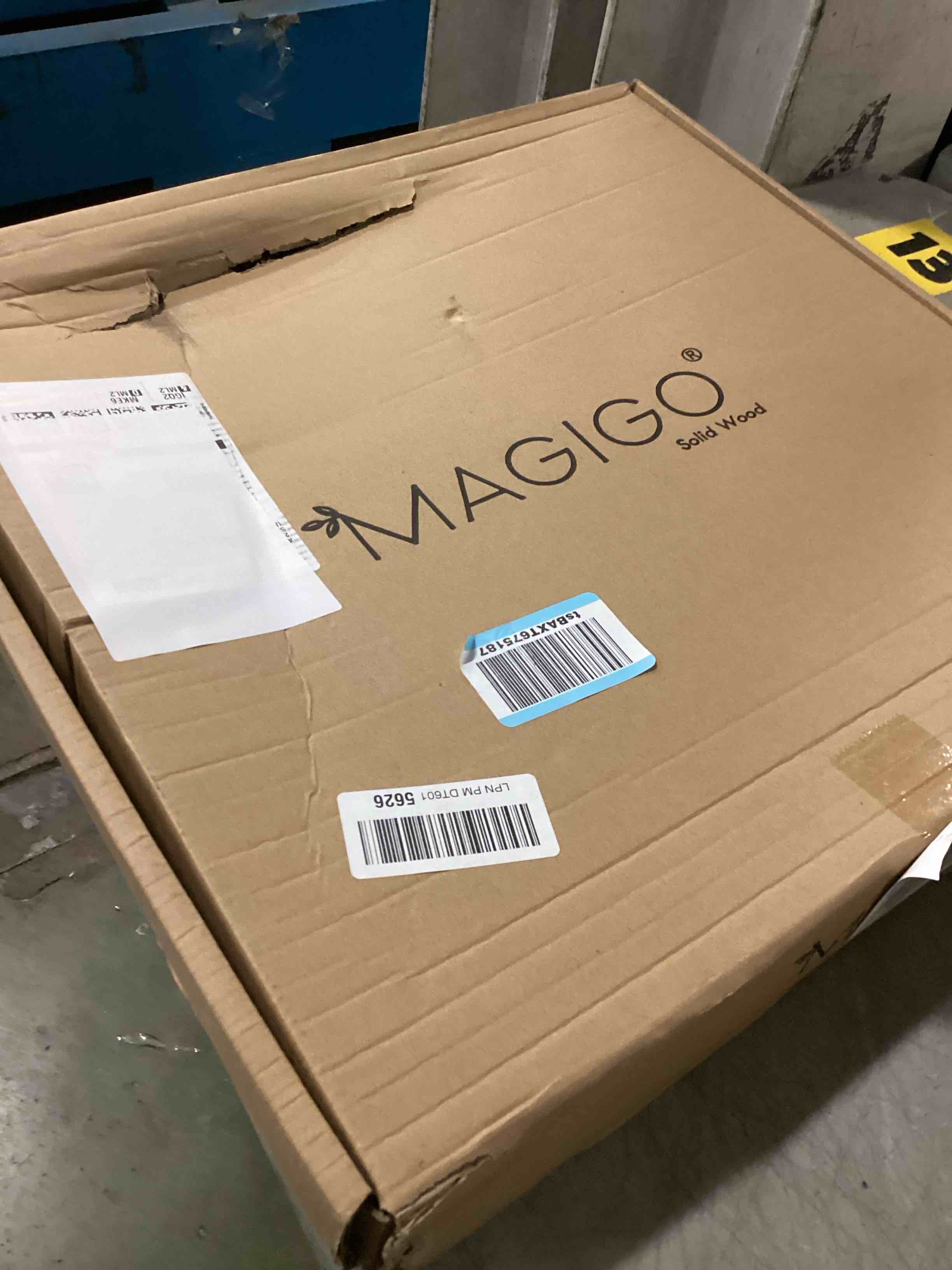 https://s3.amazonaws.com/lotting-images-prod/bidfta/PPE1310048_1745239496920.jpeg